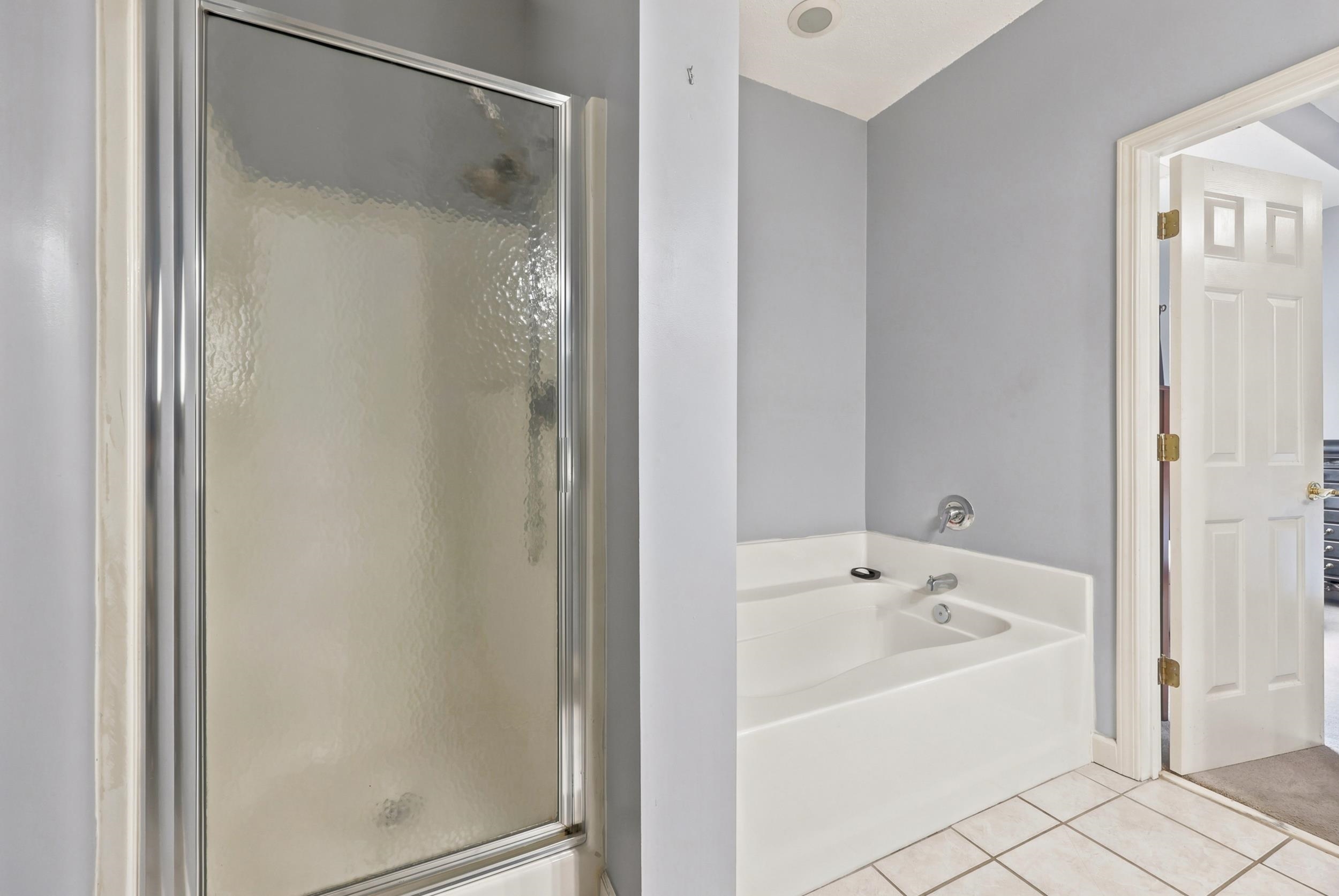 909 Leather Leaf Ln. Property Photo 11