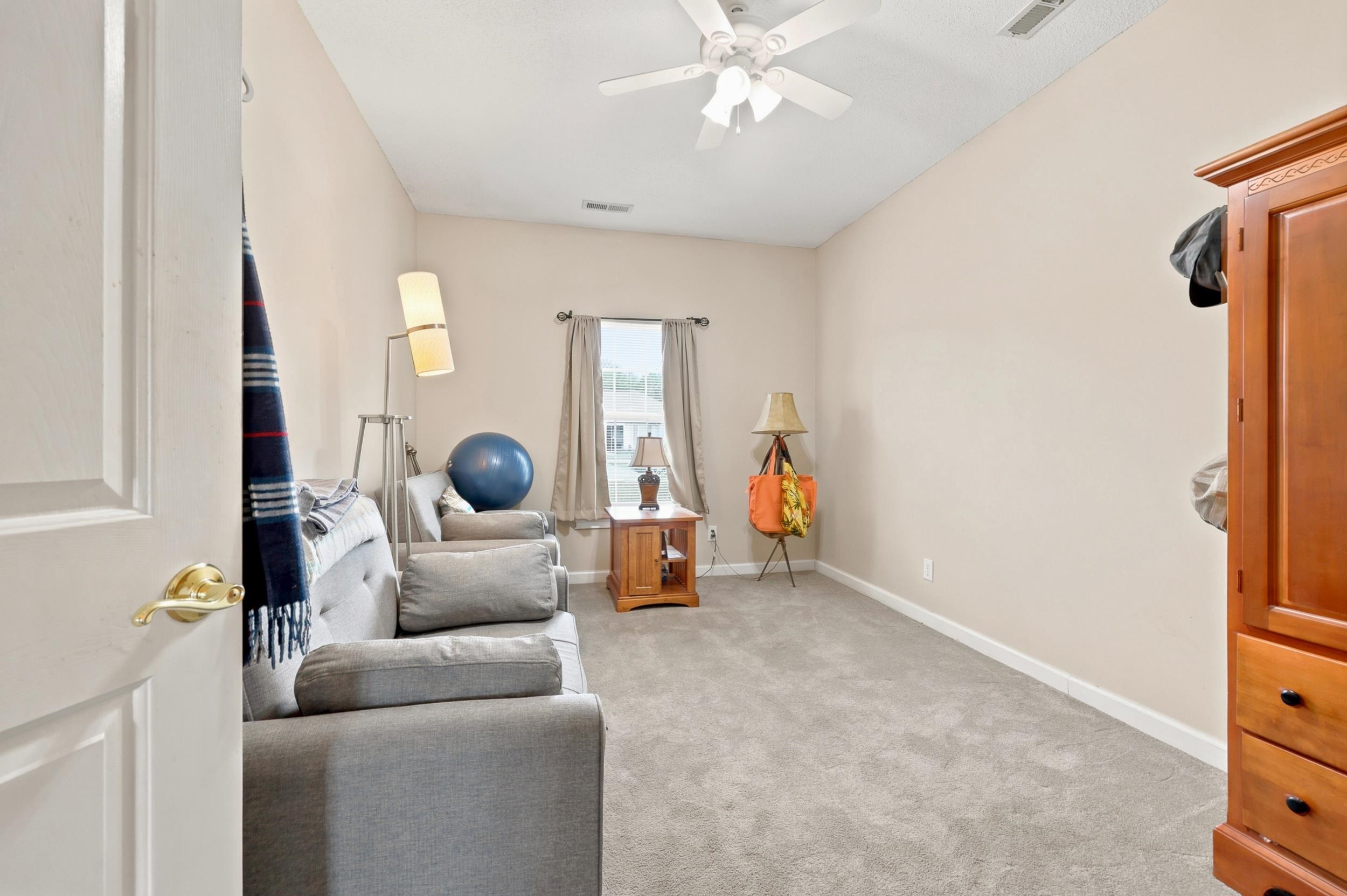 909 Leather Leaf Ln. Property Photo 13