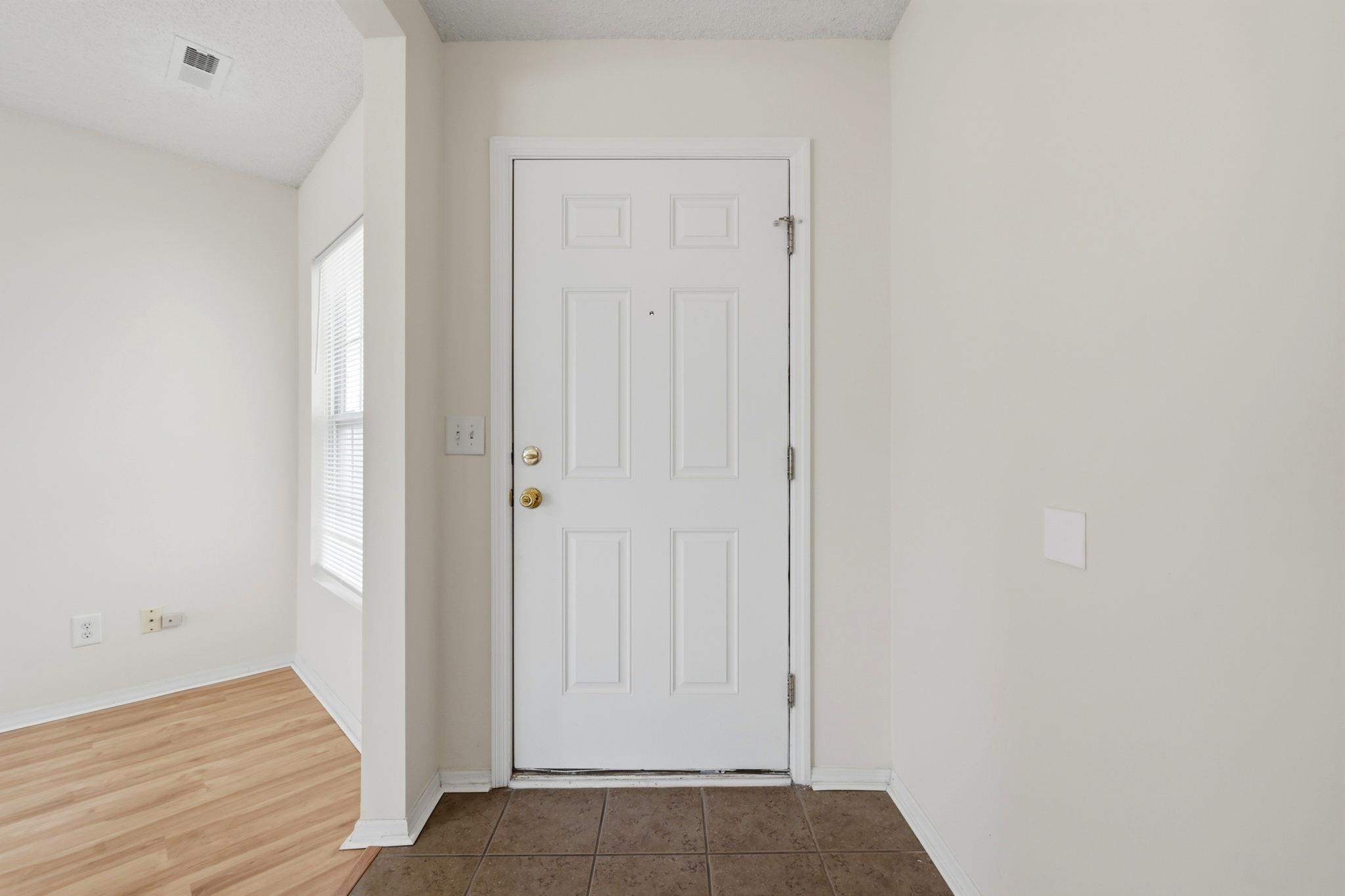 292 Bellegrove Dr. Property Photo 5