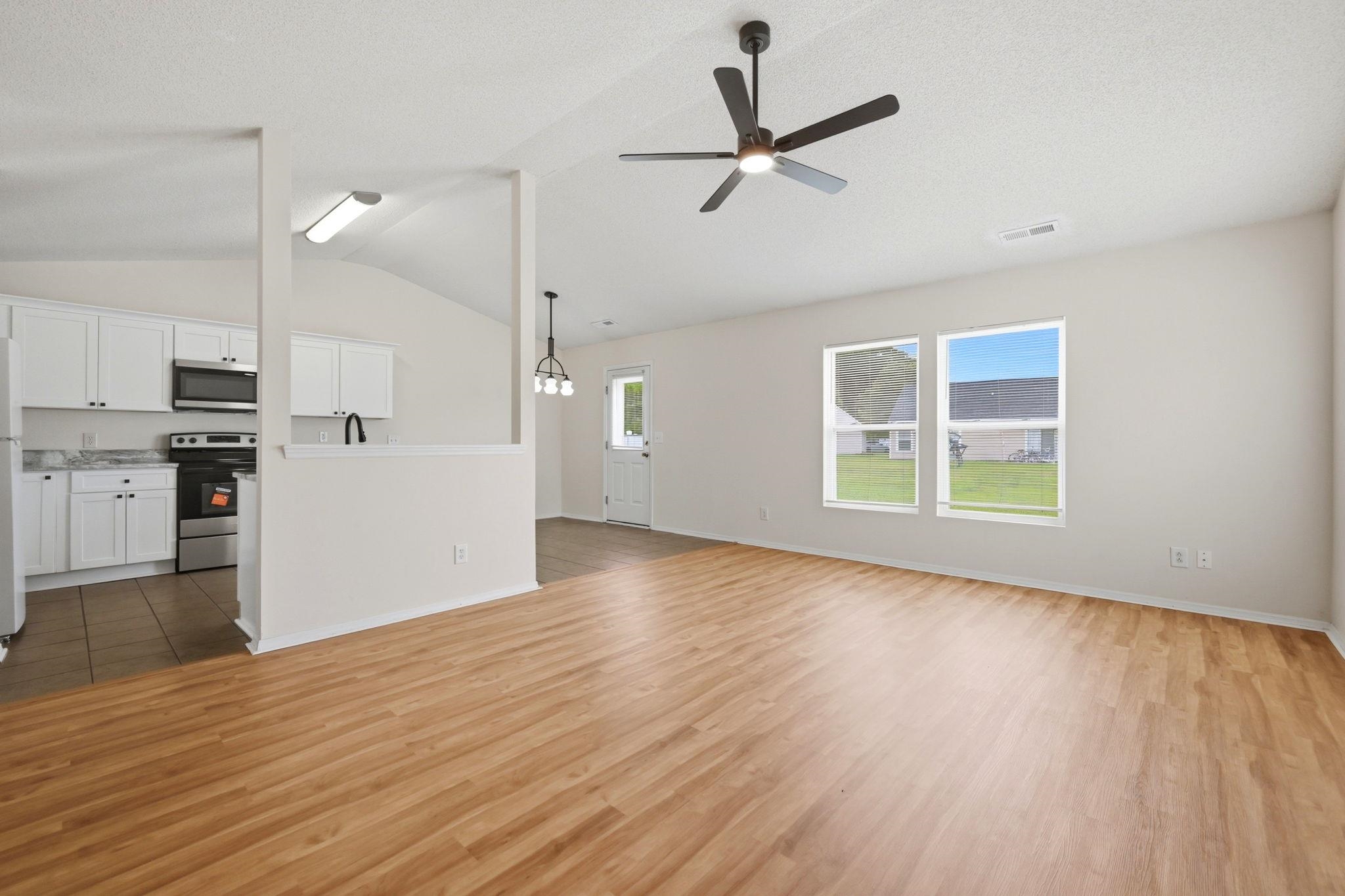 292 Bellegrove Dr. Property Photo 9