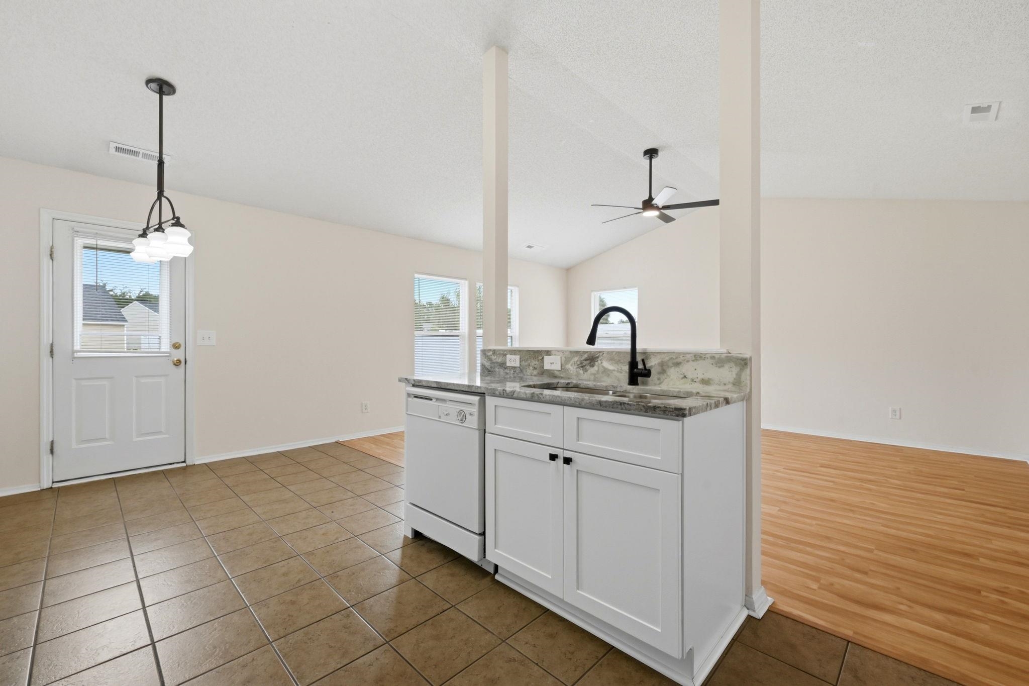 292 Bellegrove Dr. Property Photo 19