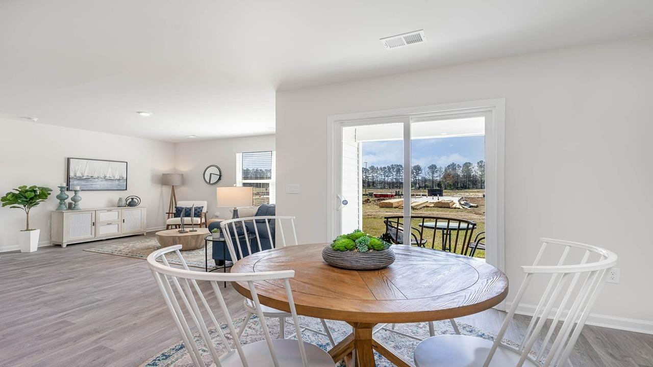 622 Strawberry Field Way Property Photo 8