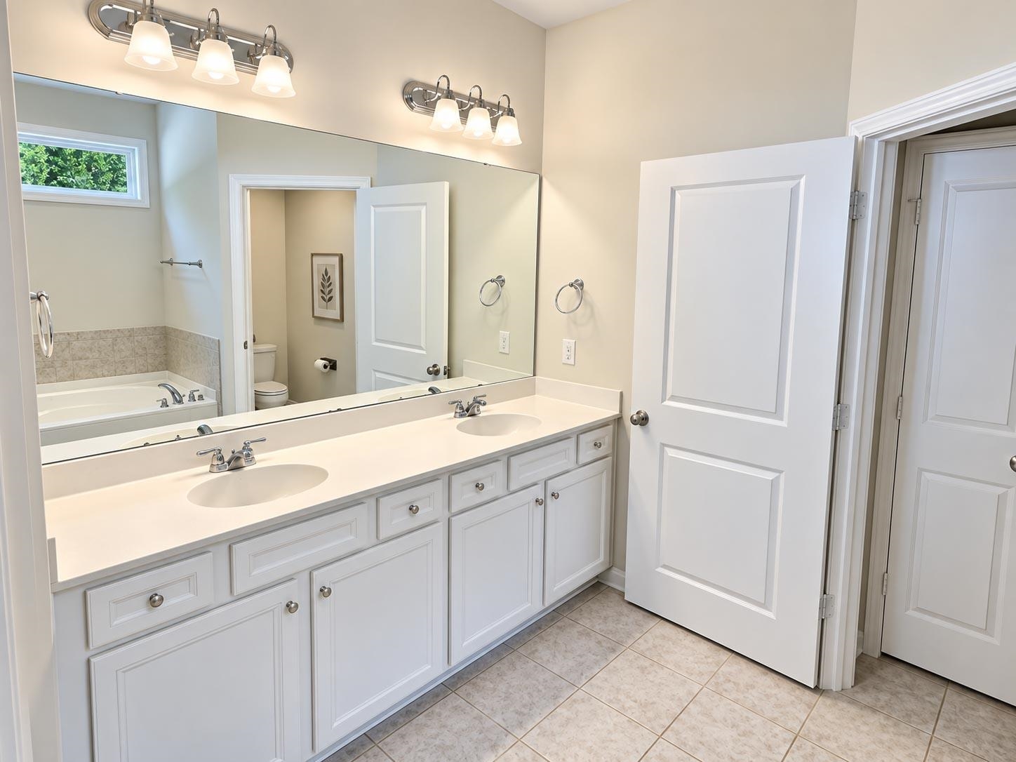 2412 Tidewatch Way Property Photo 20