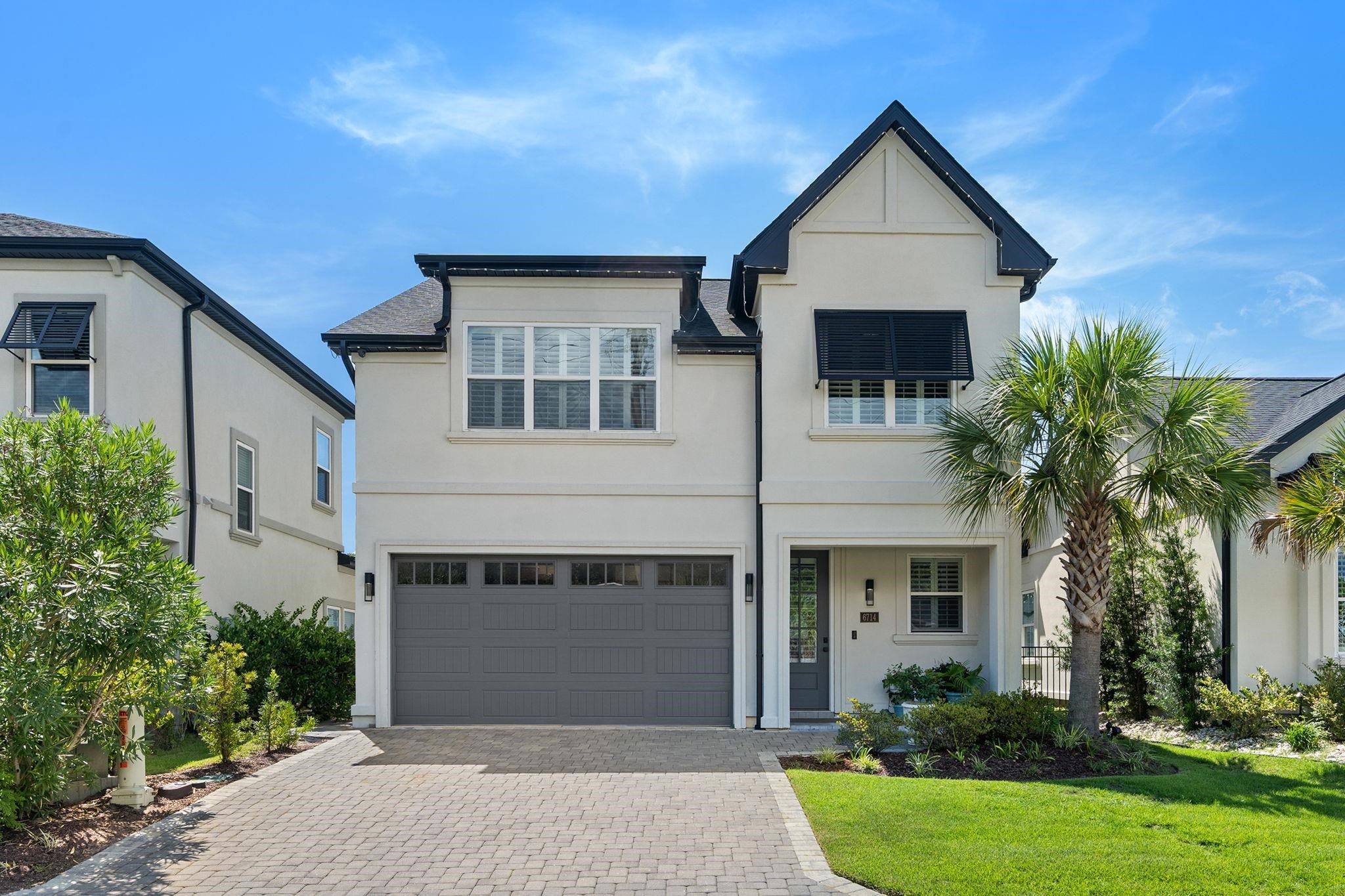 6714 Ocean Breeze Loop Property Photo 1