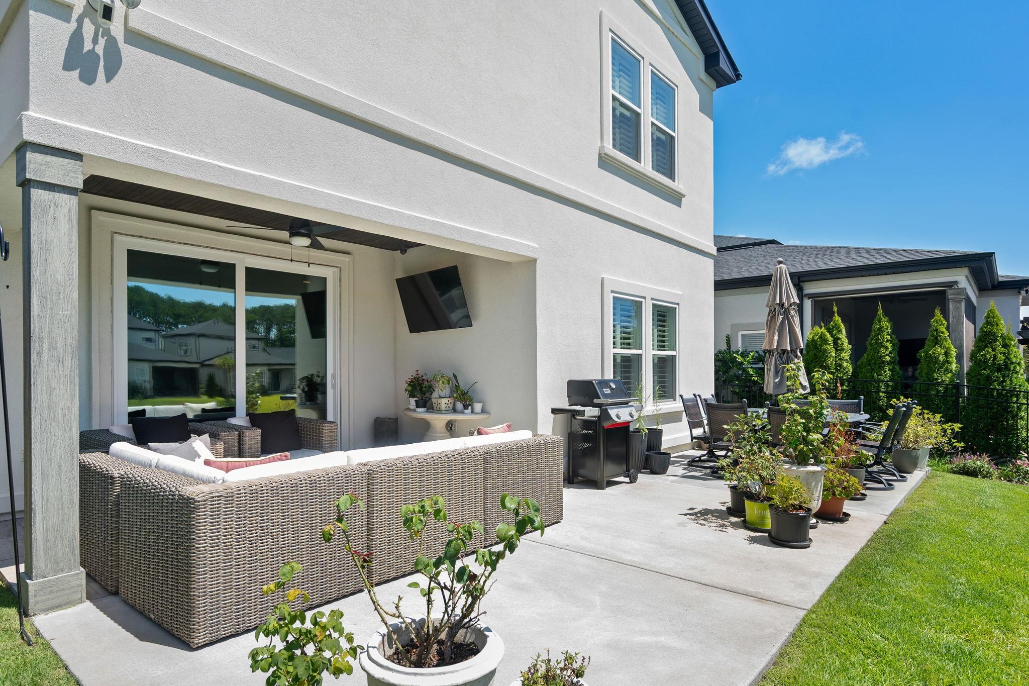 6714 Ocean Breeze Loop Property Photo 23