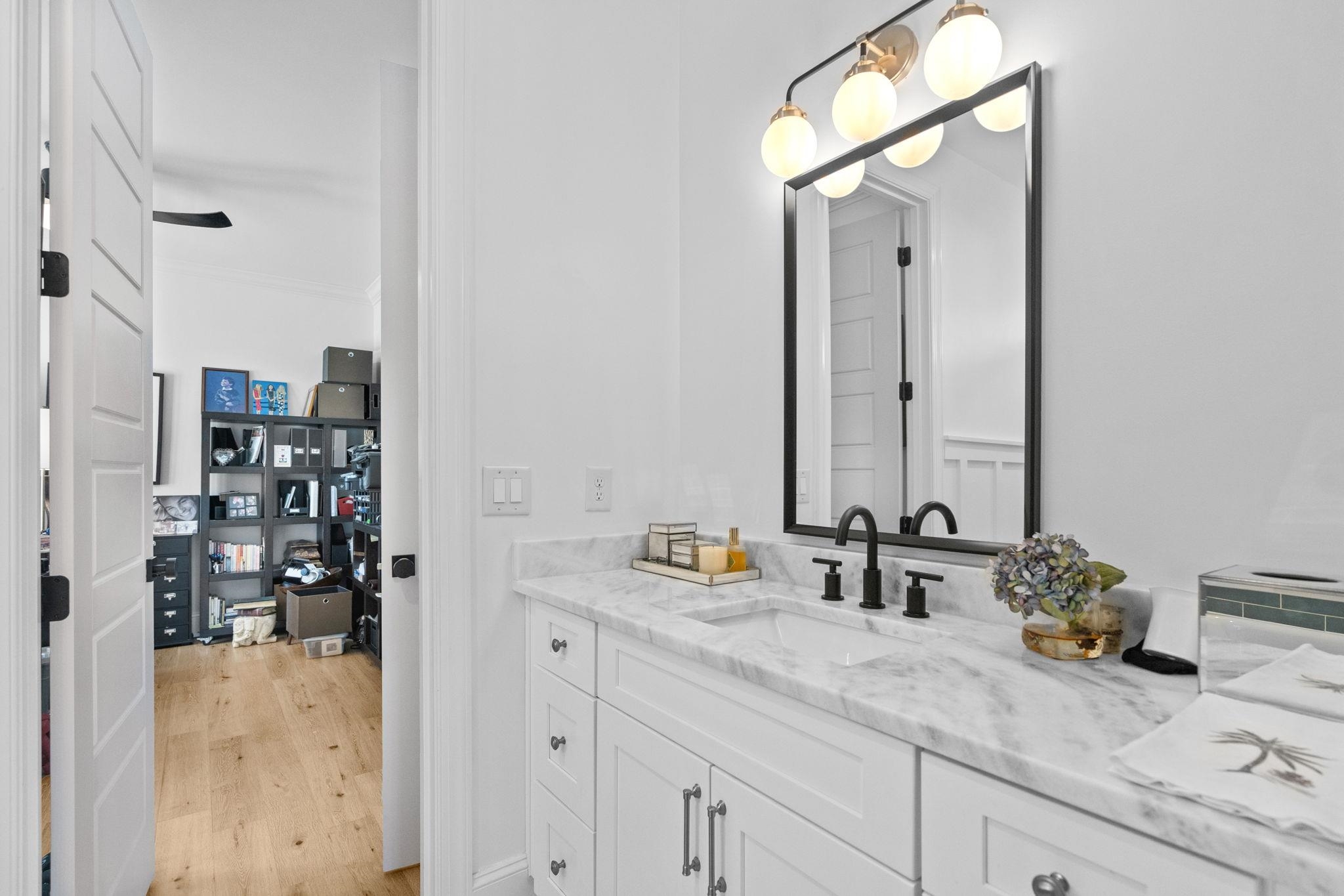 6714 Ocean Breeze Loop Property Photo 36