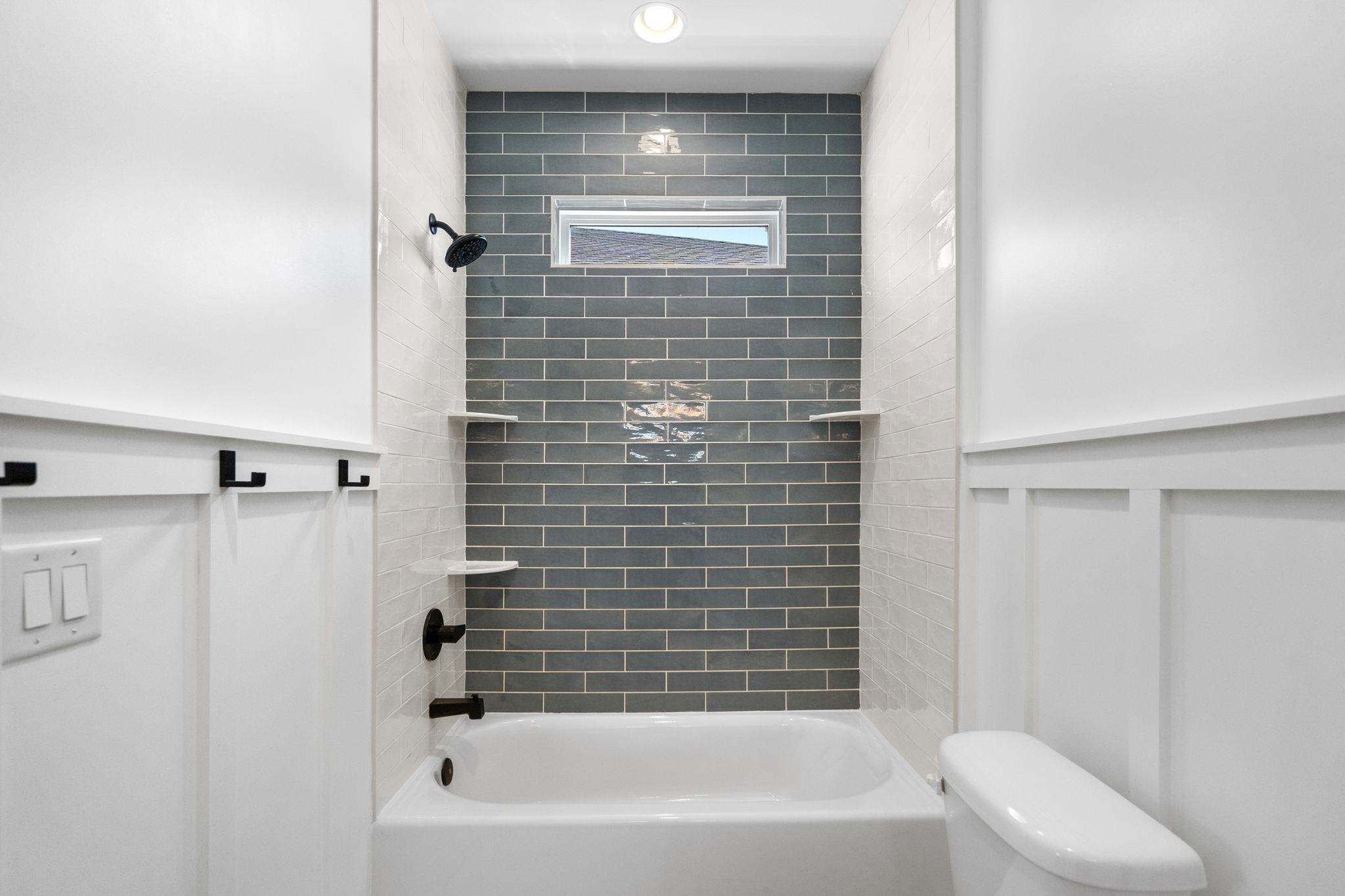 6714 Ocean Breeze Loop Property Photo 37