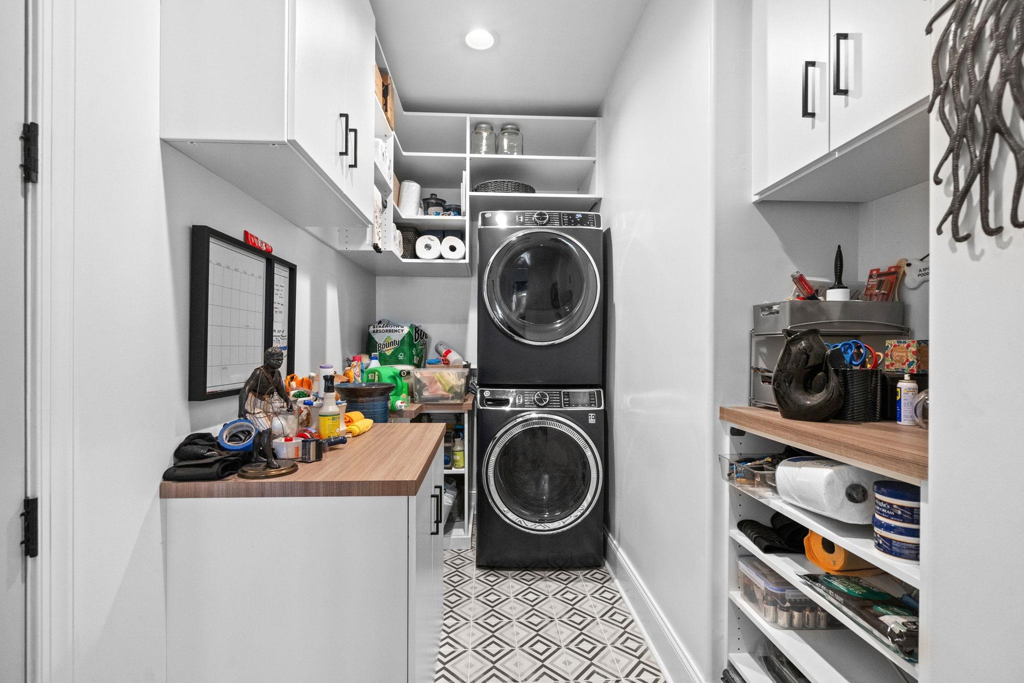 6714 Ocean Breeze Loop Property Photo 40
