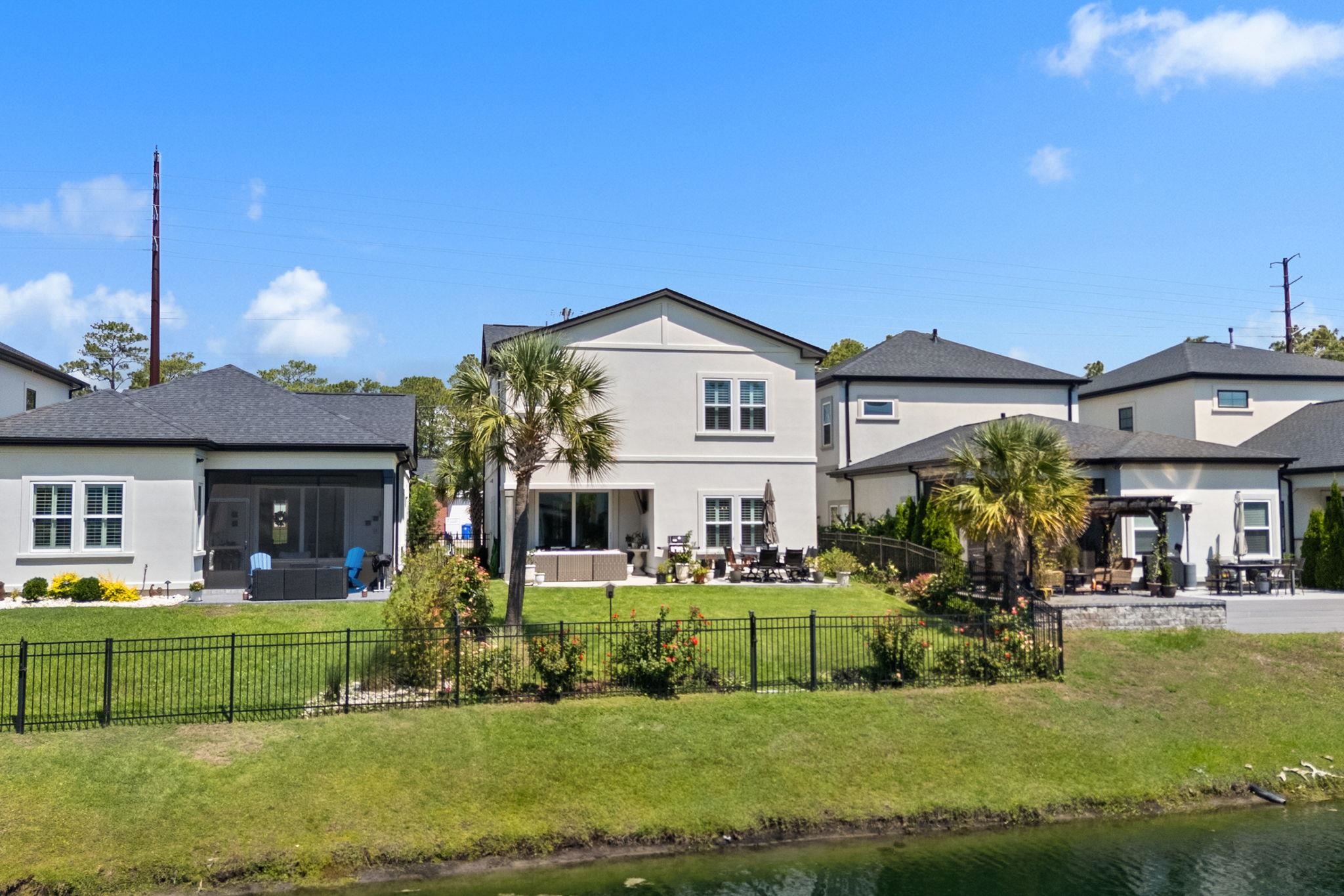 6714 Ocean Breeze Loop Property Photo 43