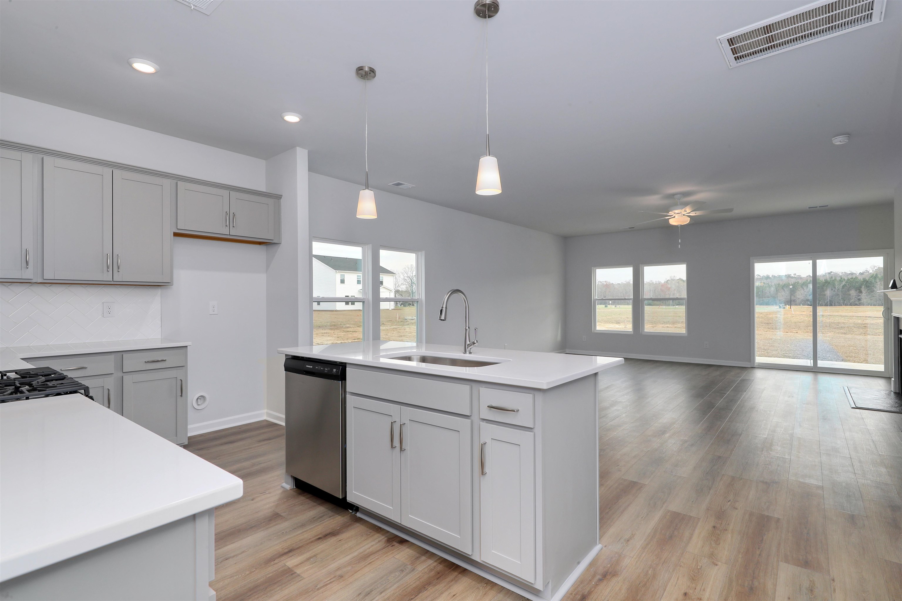 415 Atamasco Ct. Property Photo 6