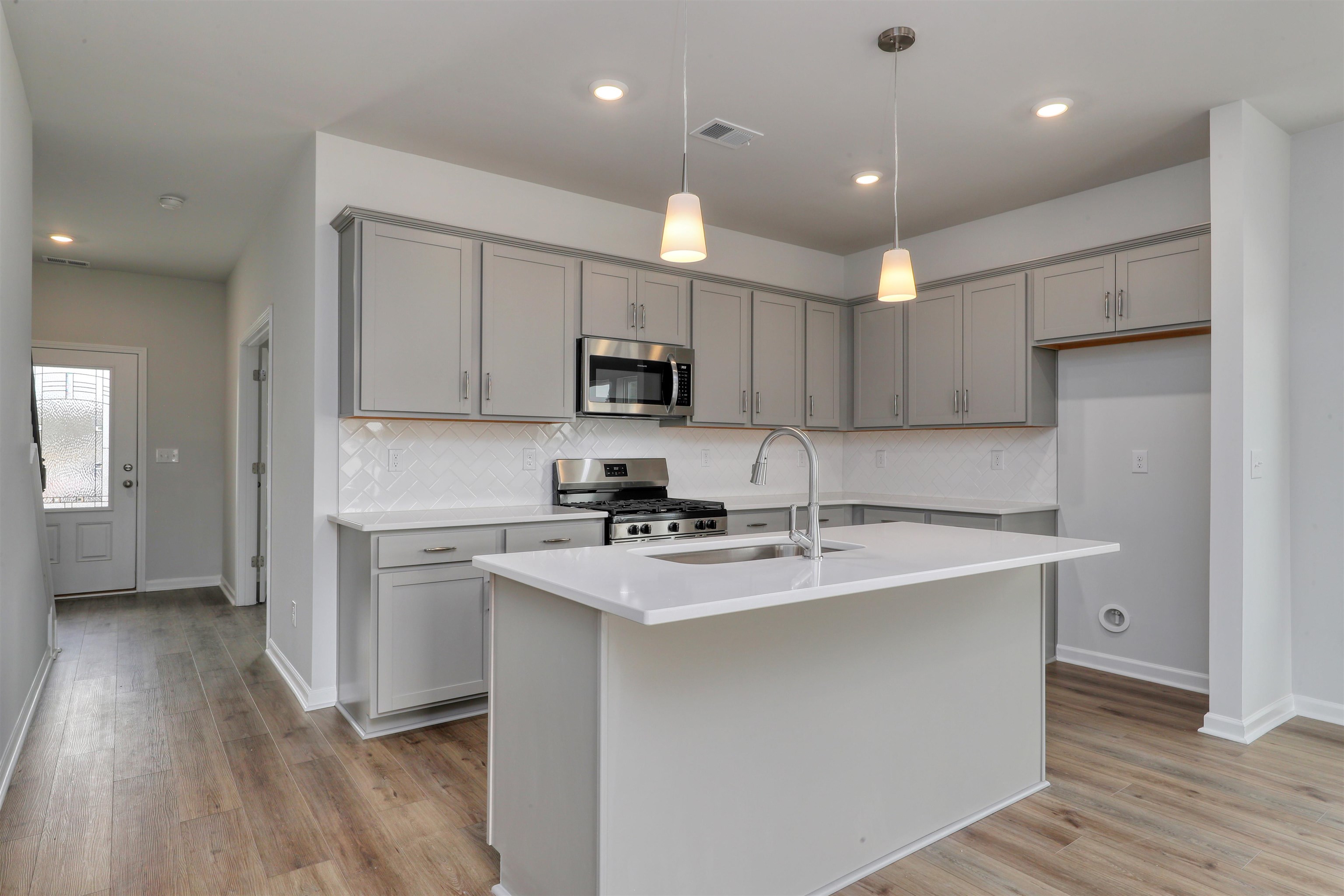 415 Atamasco Ct. Property Photo 8