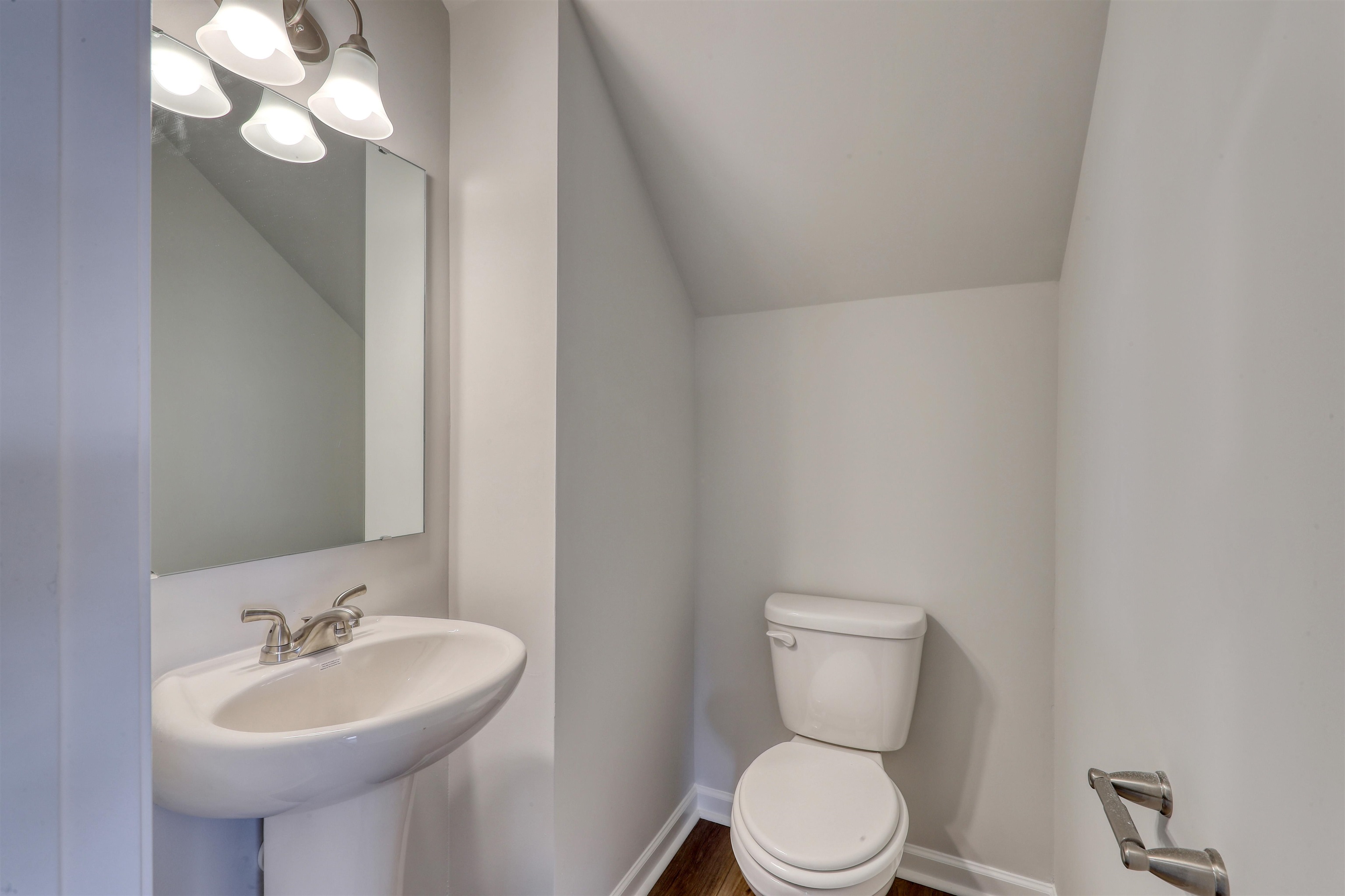 415 Atamasco Ct. Property Photo 14