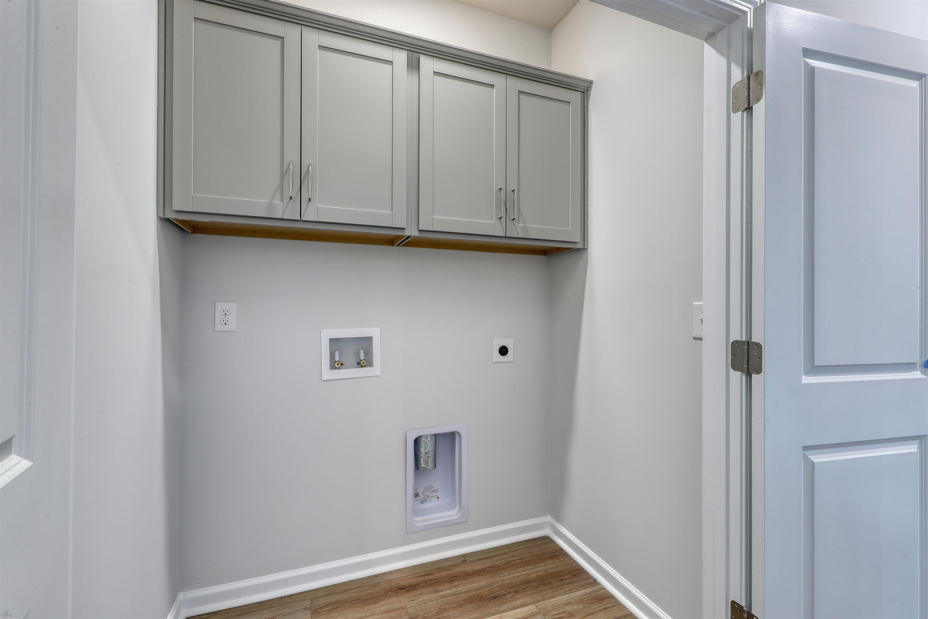 415 Atamasco Ct. Property Photo 15