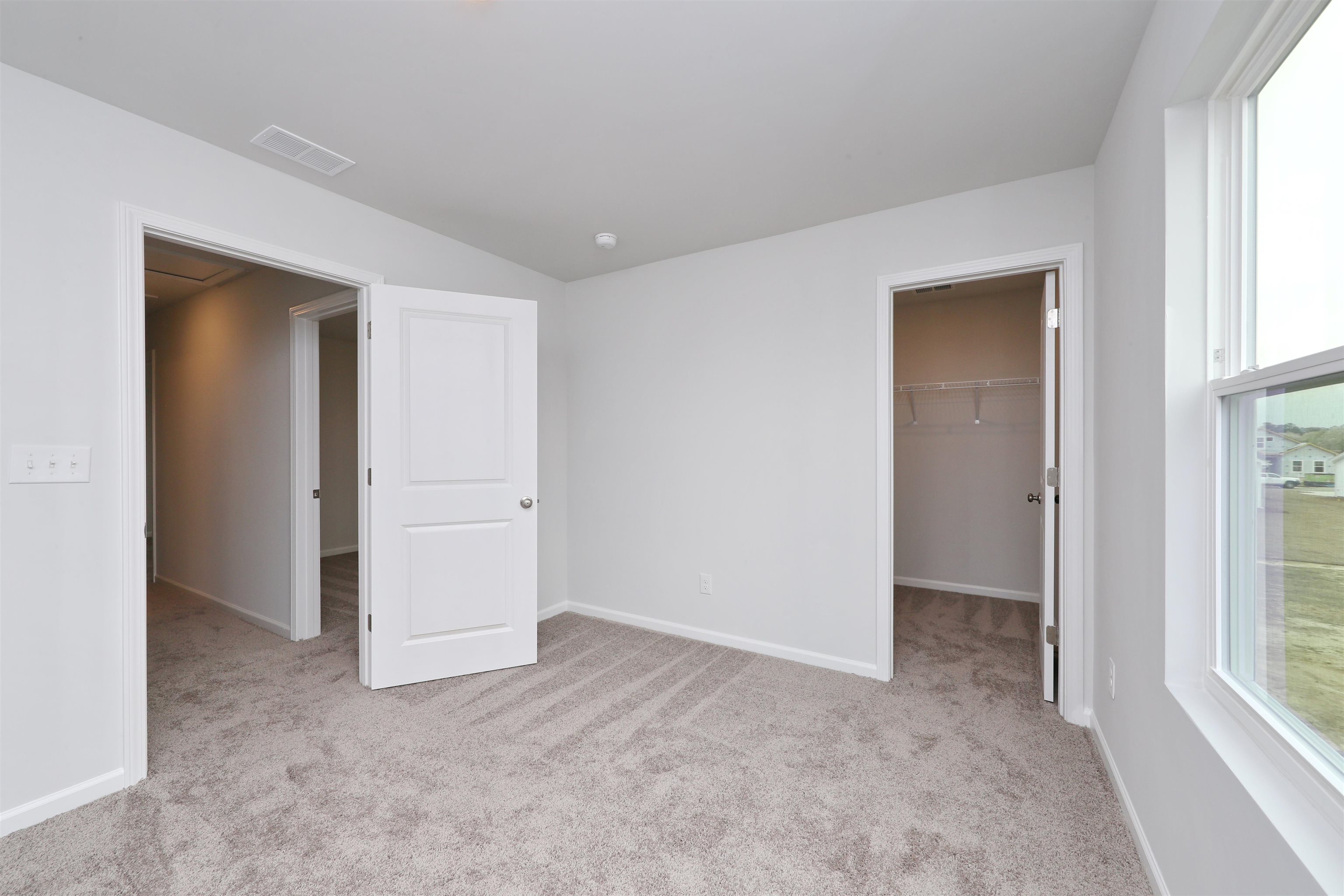 415 Atamasco Ct. Property Photo 32