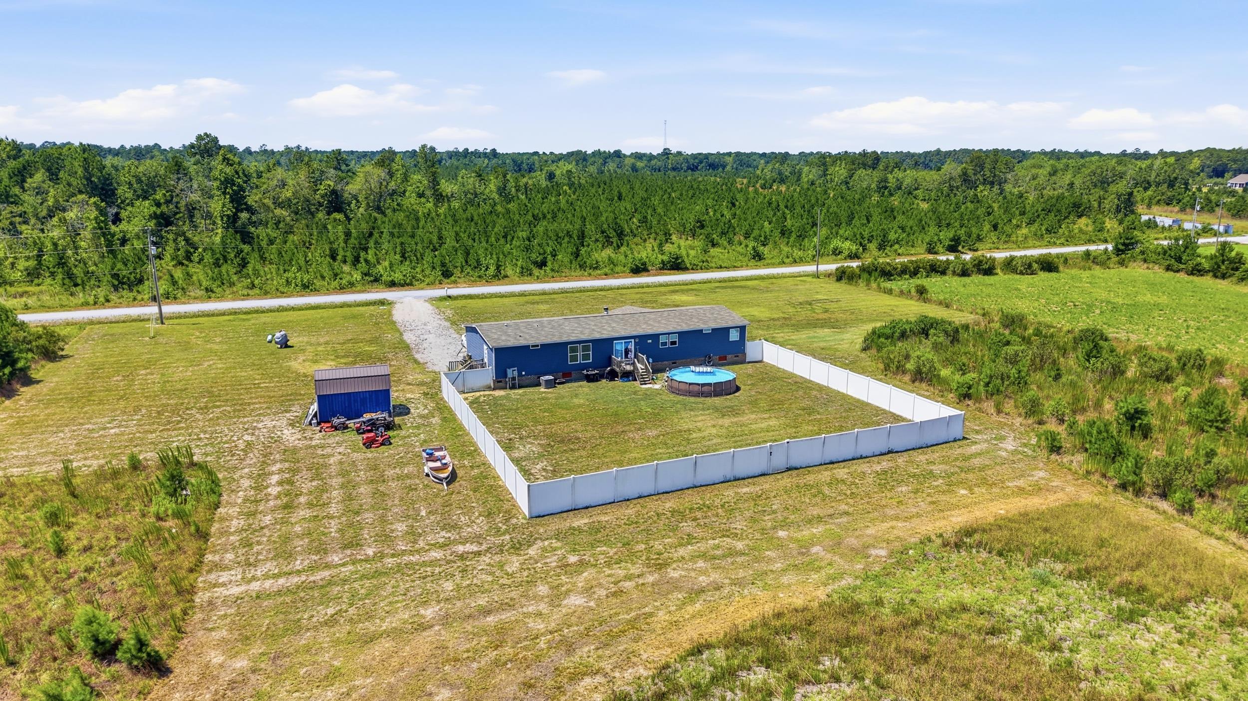10072 Hardwick Rd. Property Photo 3
