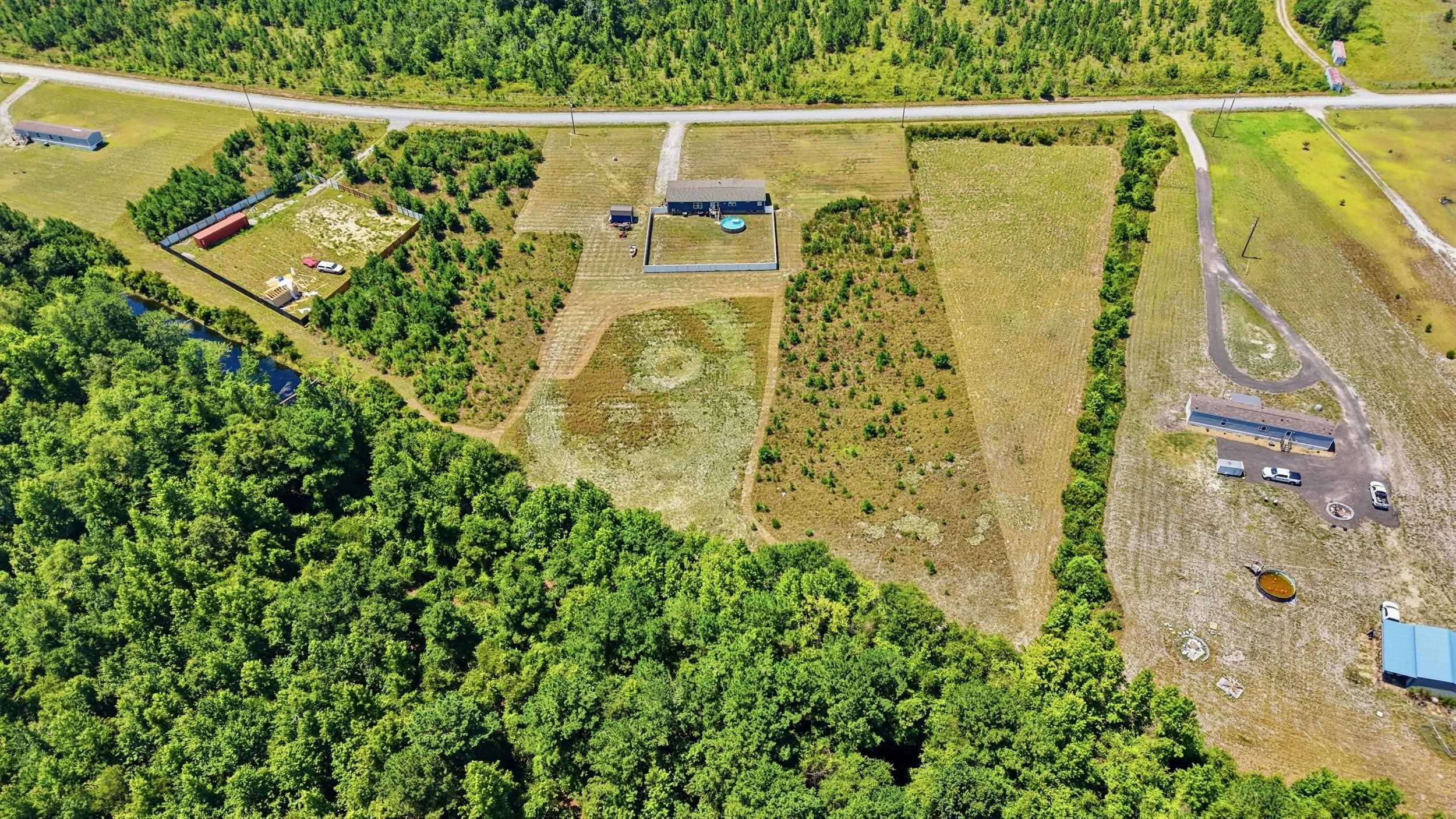 10072 Hardwick Rd. Property Photo 4