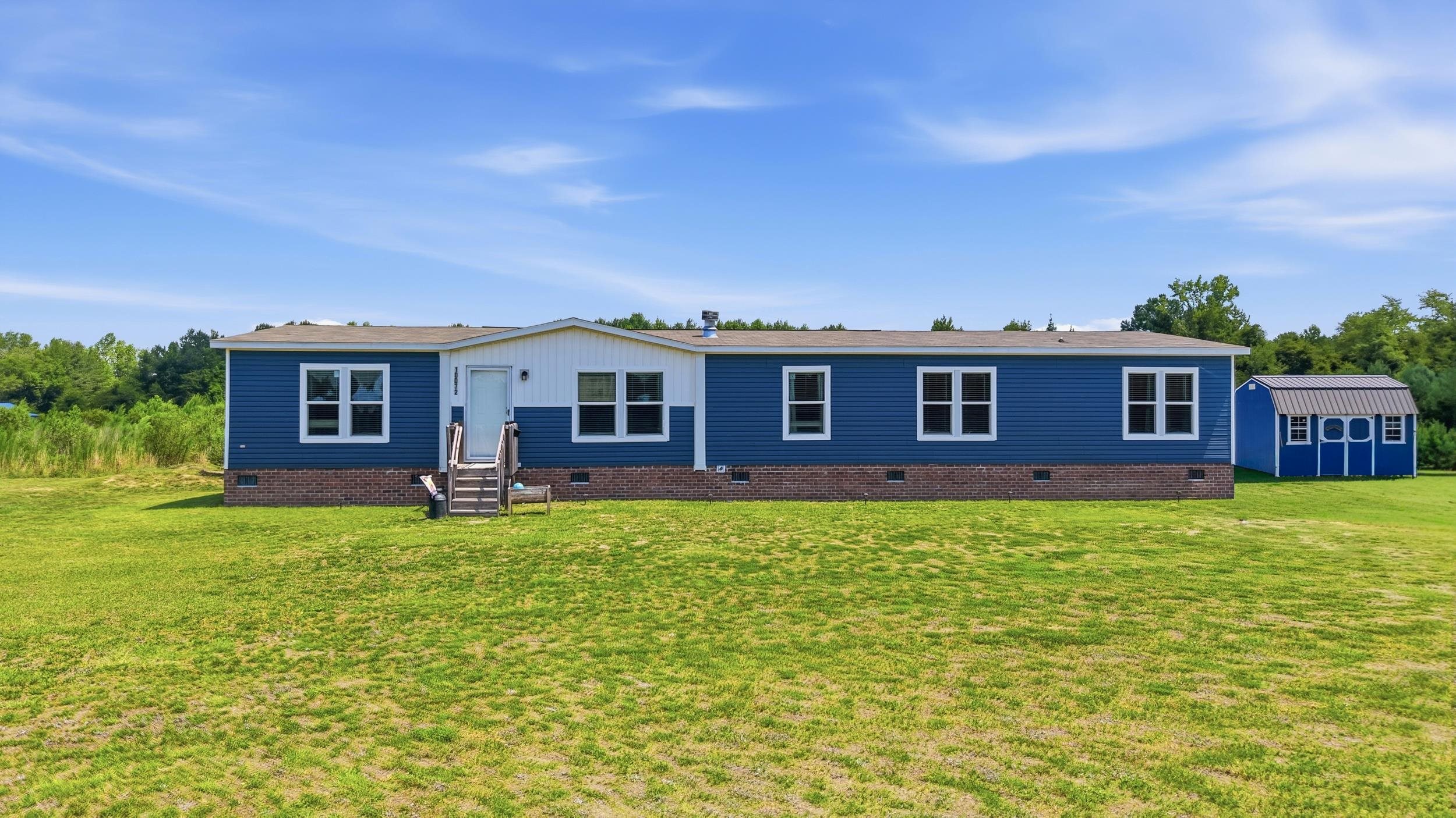 10072 Hardwick Rd. Property Photo 6