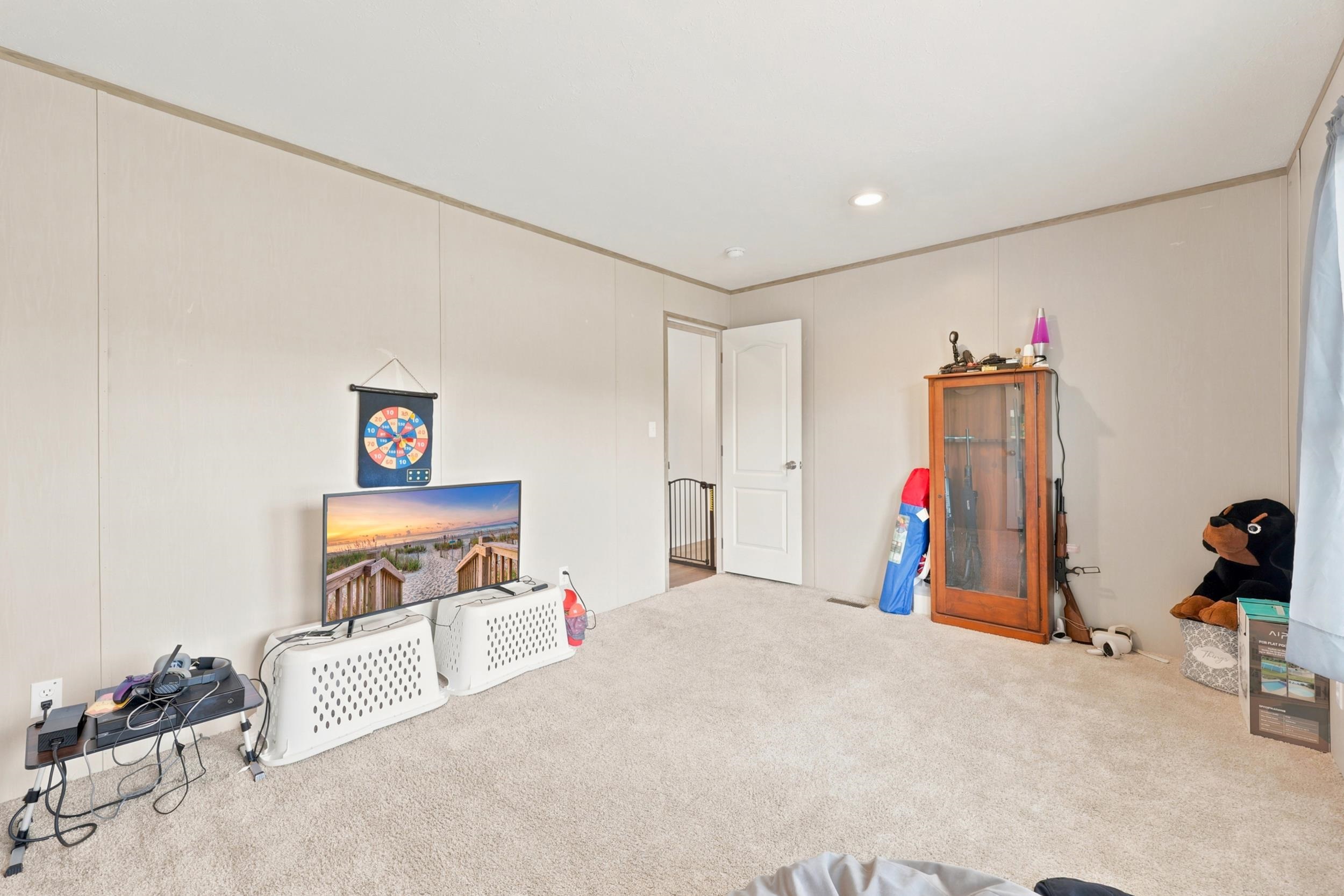 10072 Hardwick Rd. Property Photo 22