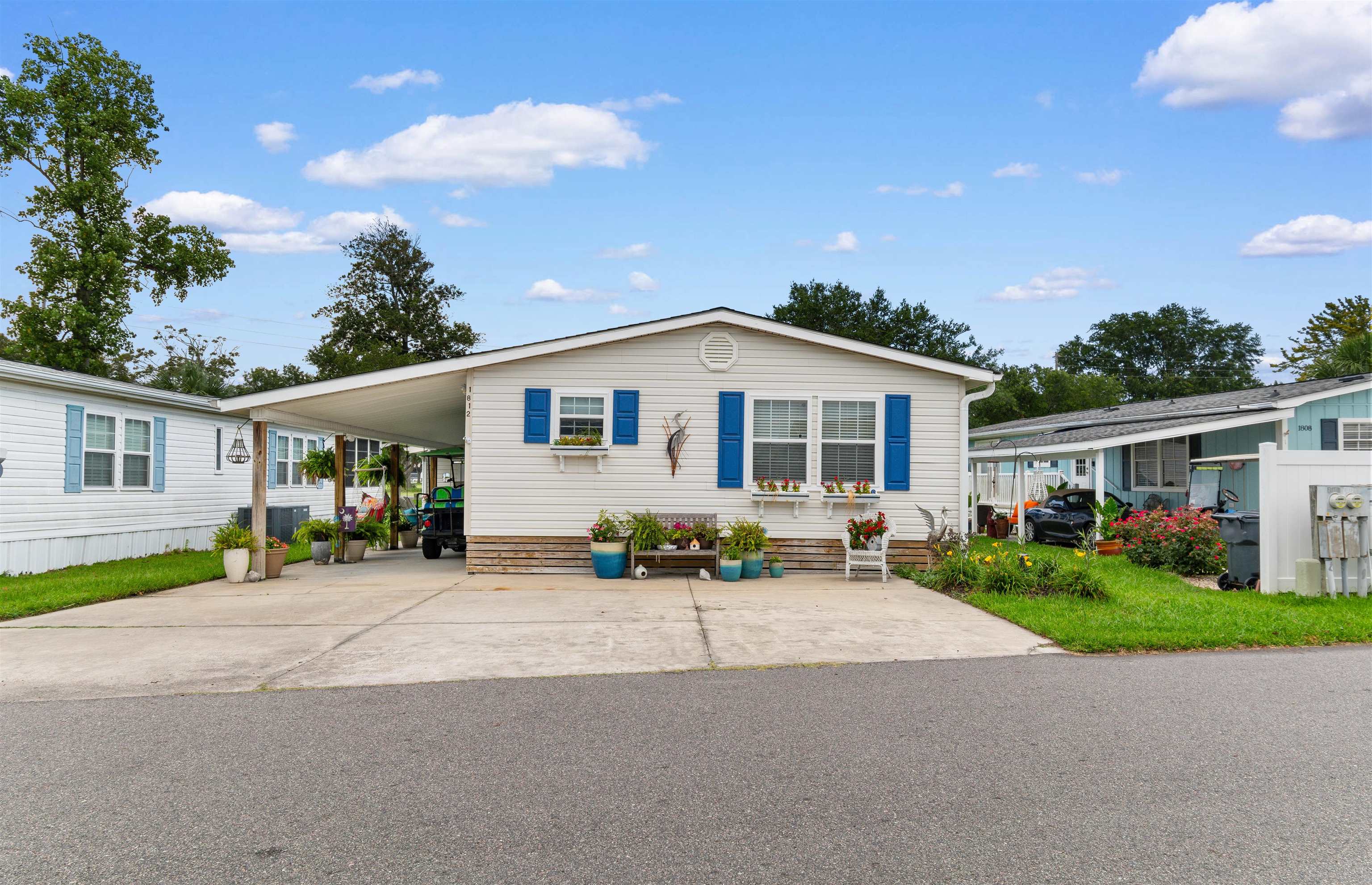 1812 East Lake Dr. Property Photo 1