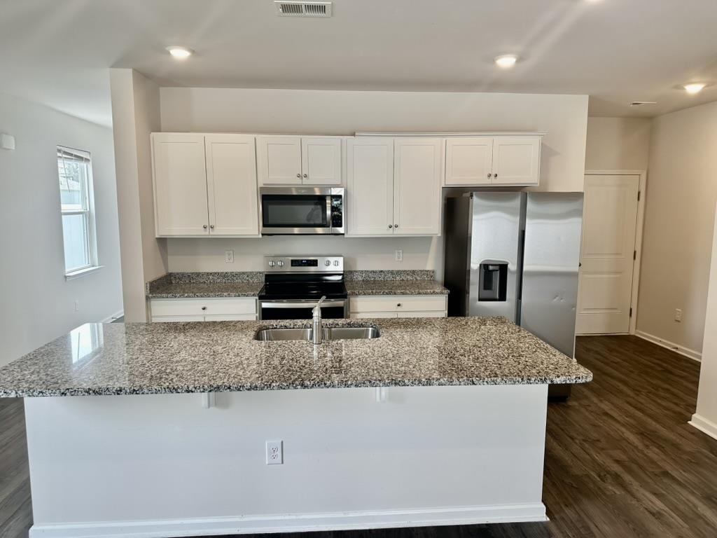 162 Kelsey Ct. Property Photo 6