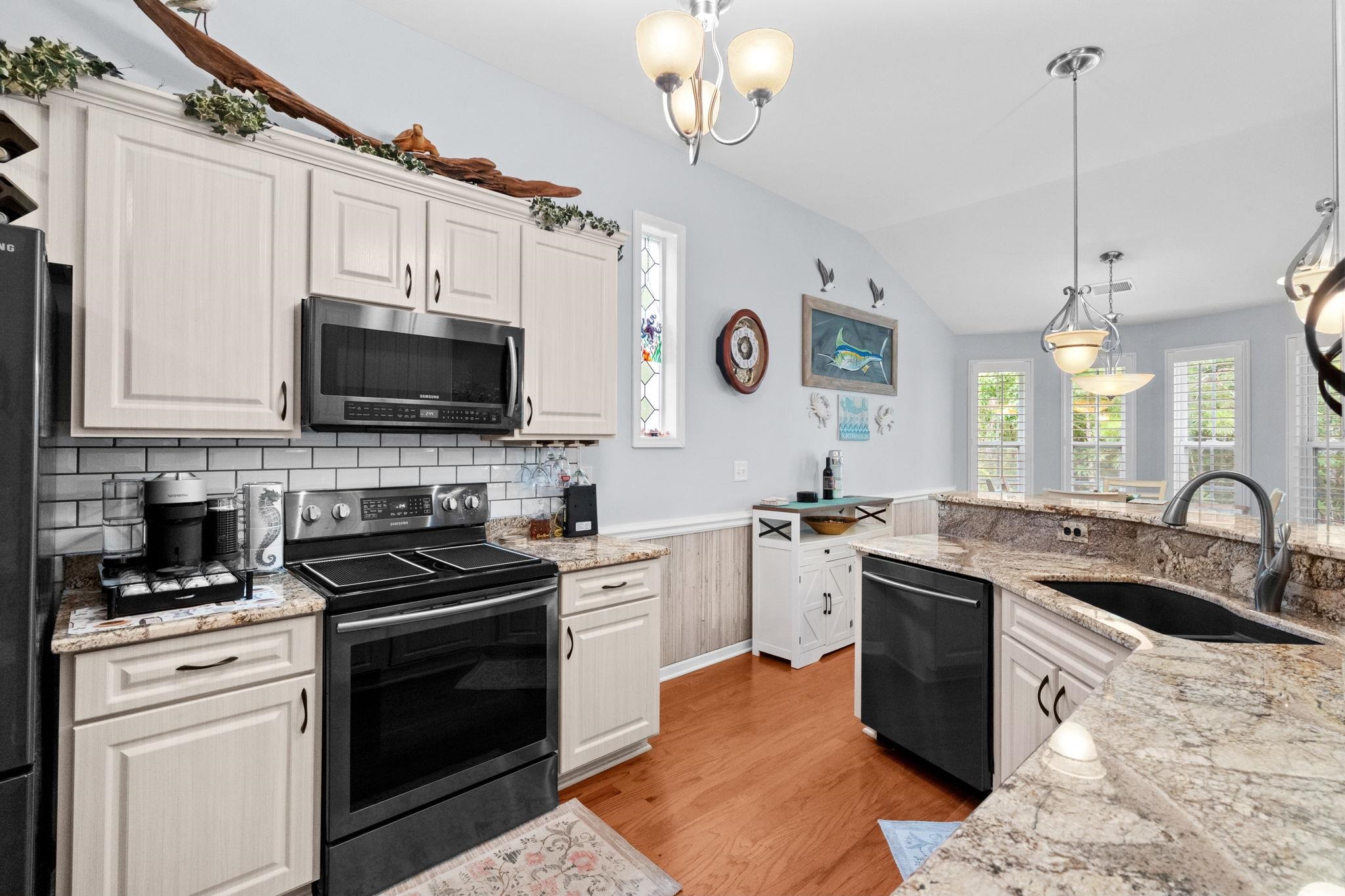 1608 Hack Ct. Property Photo 18