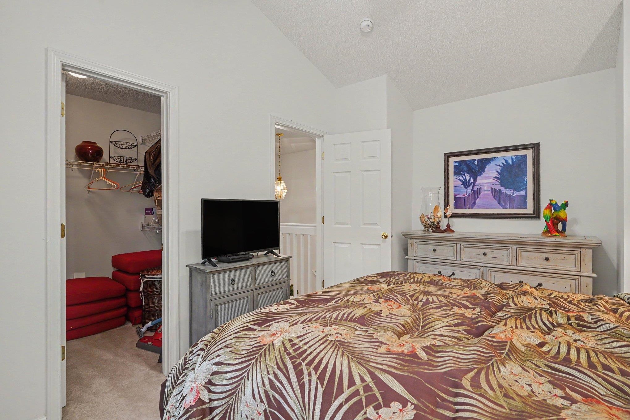 379 Seabert Rd. Property Photo 11