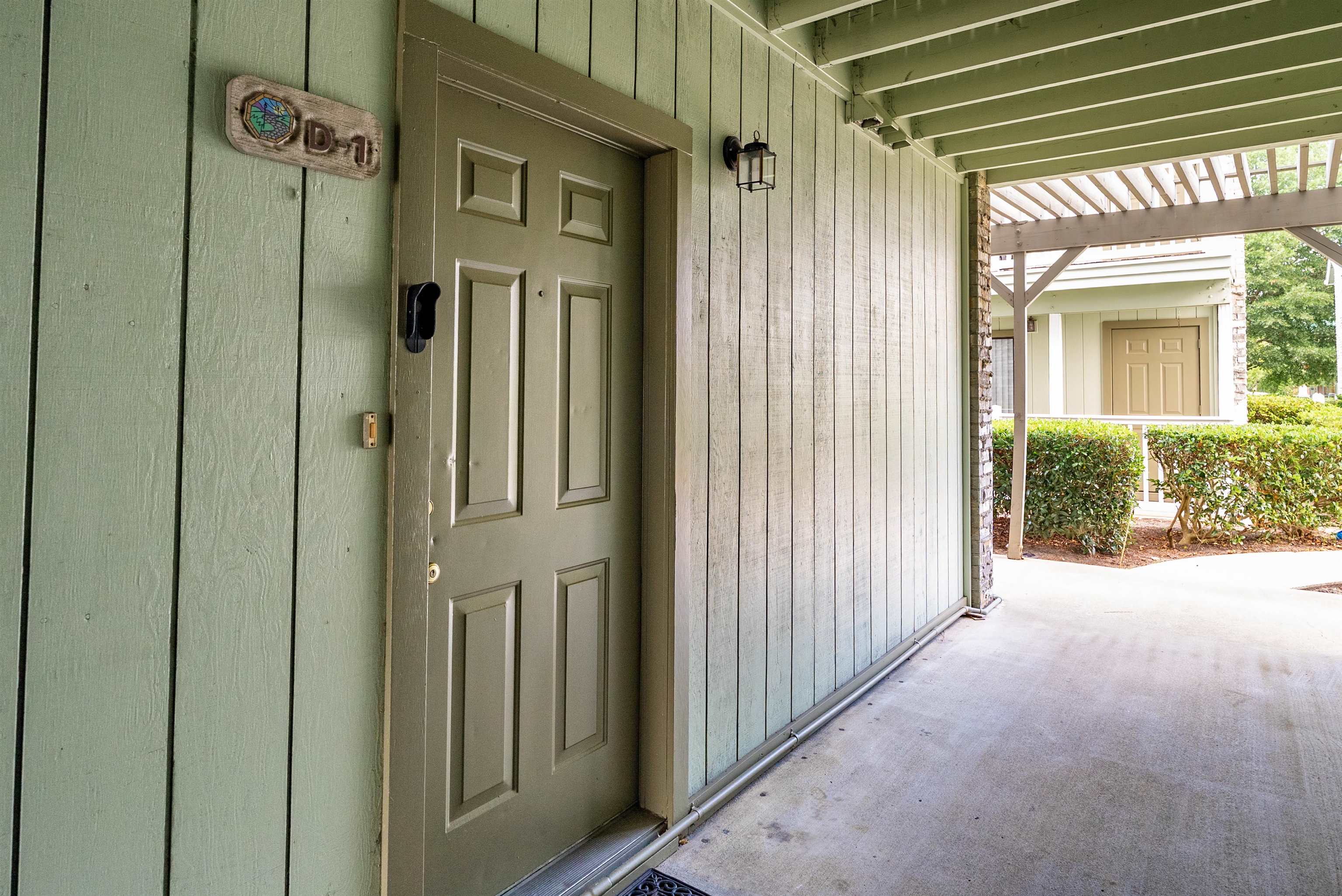 4713 Cobblestone Dr.