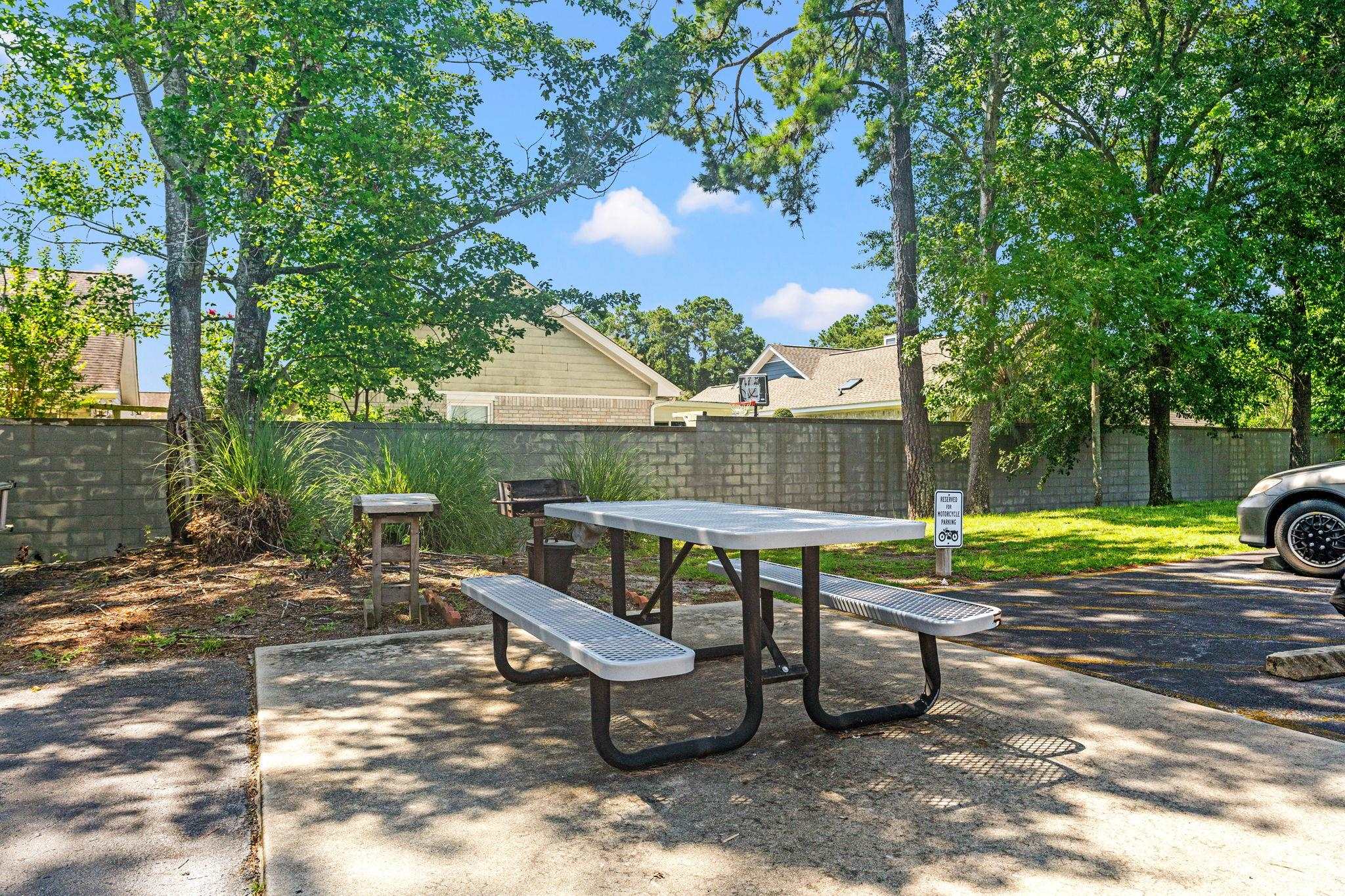 4713 Cobblestone Dr. Property Photo 26