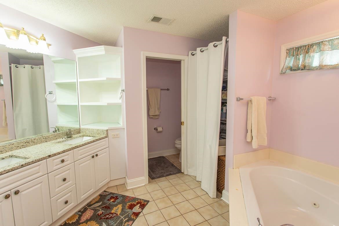 4818 Harvest Dr. Property Photo 24