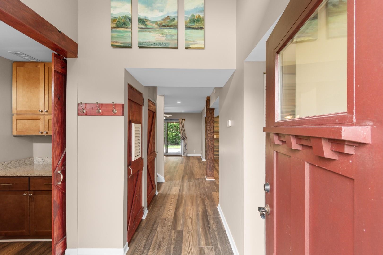 800 Egret Circle Property Photo 4