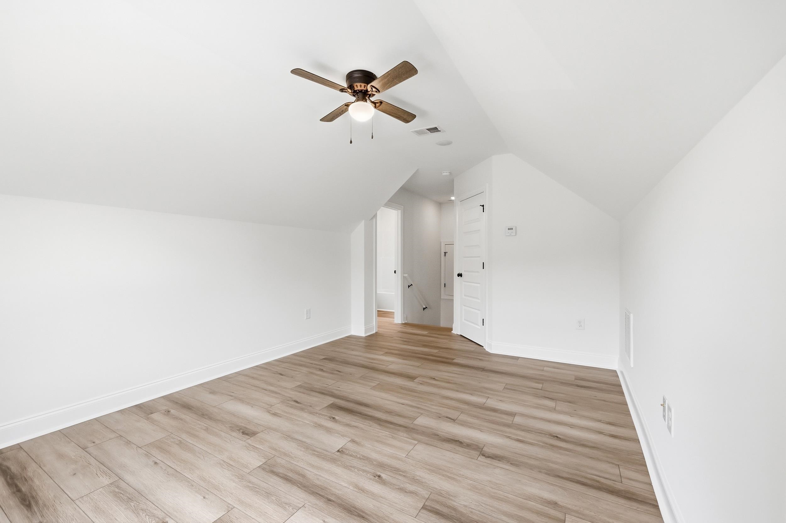 118 Dorset Pl. Property Photo 33