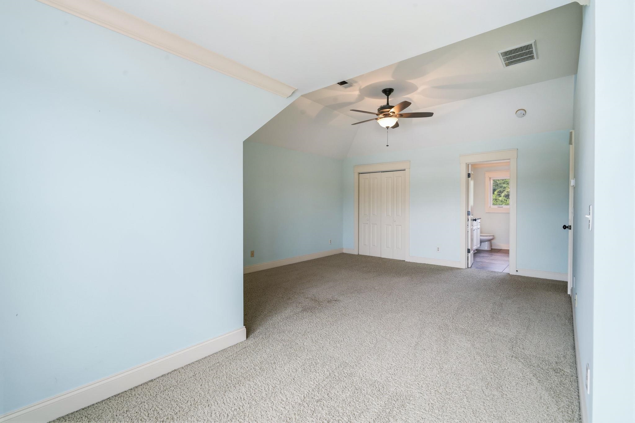 286 Eagle Pass Dr. Property Photo 28