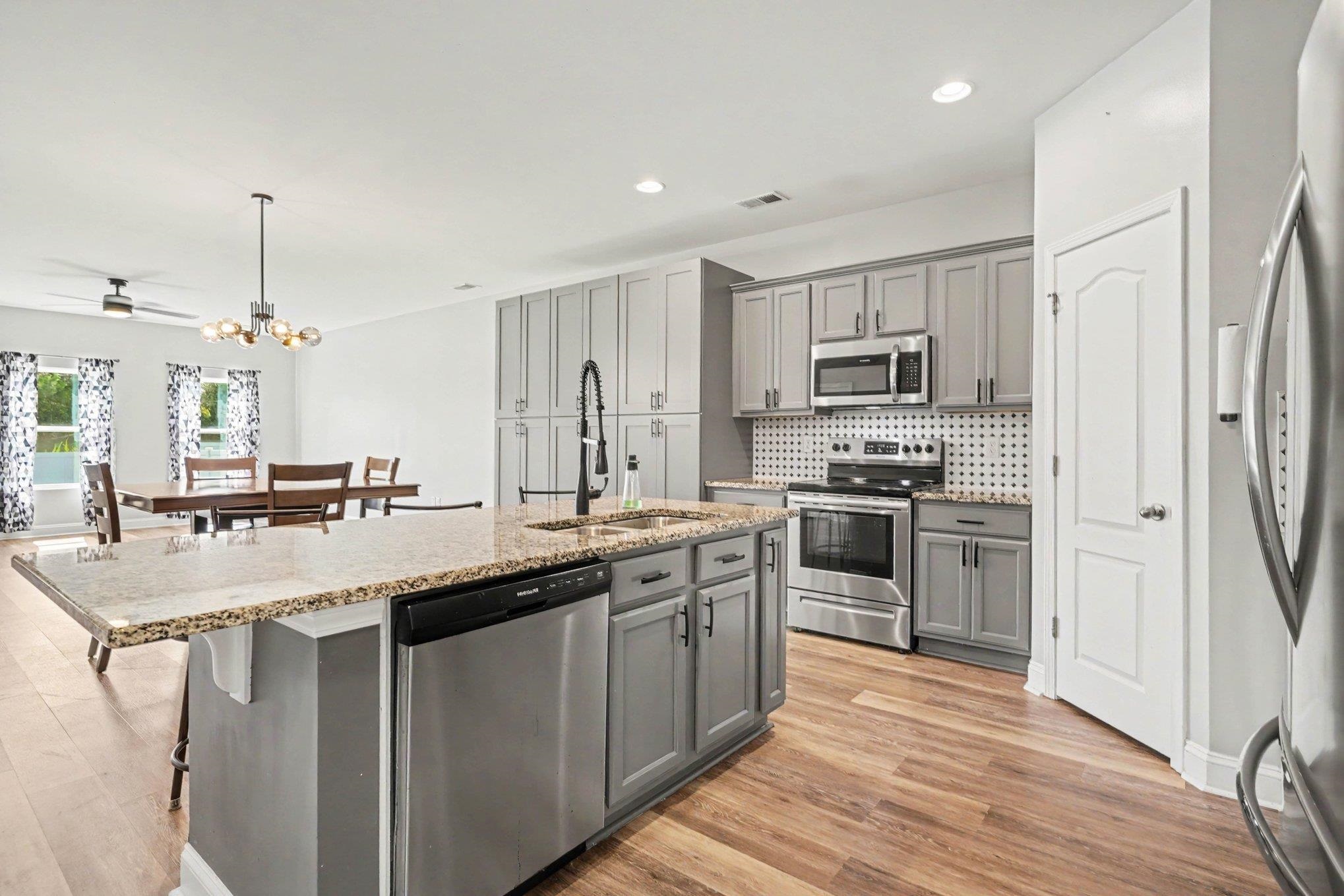 3042 Honey Clover Ct. Property Photo 12