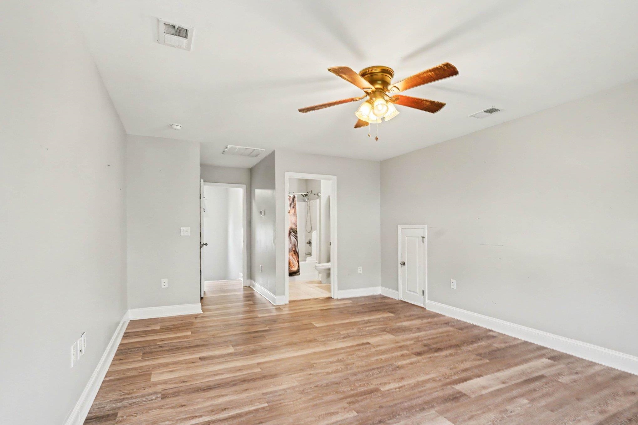 3042 Honey Clover Ct. Property Photo 23