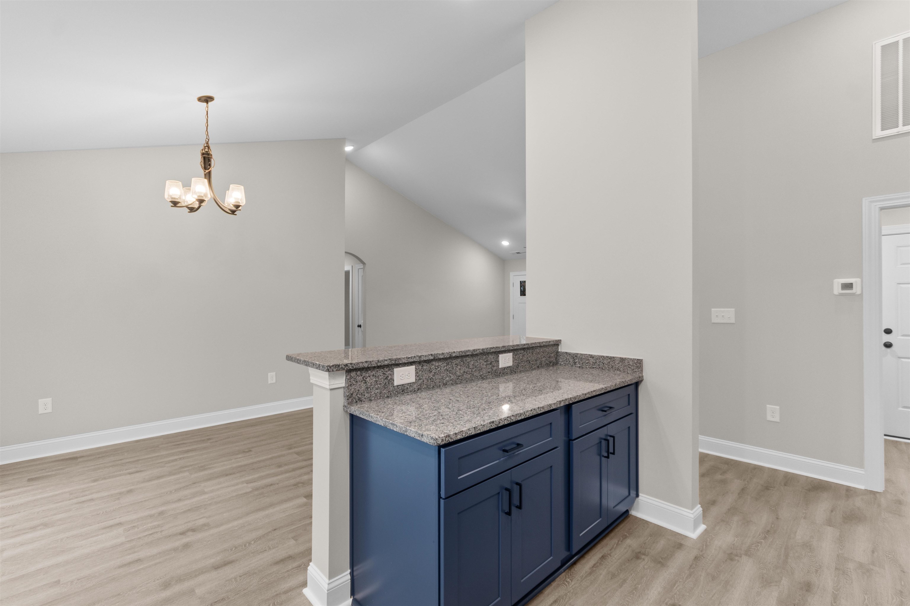 1391 Justice Loop Property Photo 6