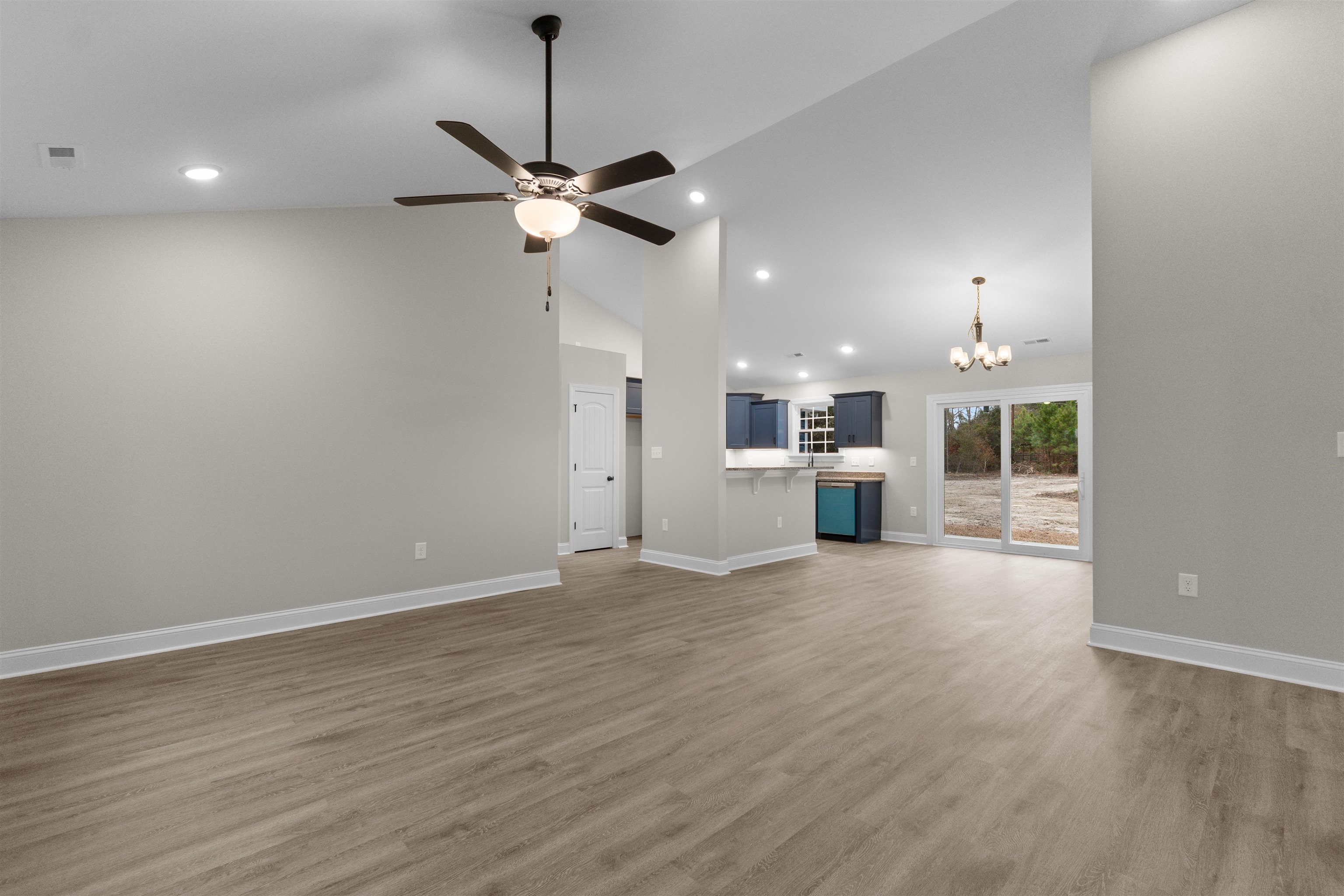 1391 Justice Loop Property Photo 11