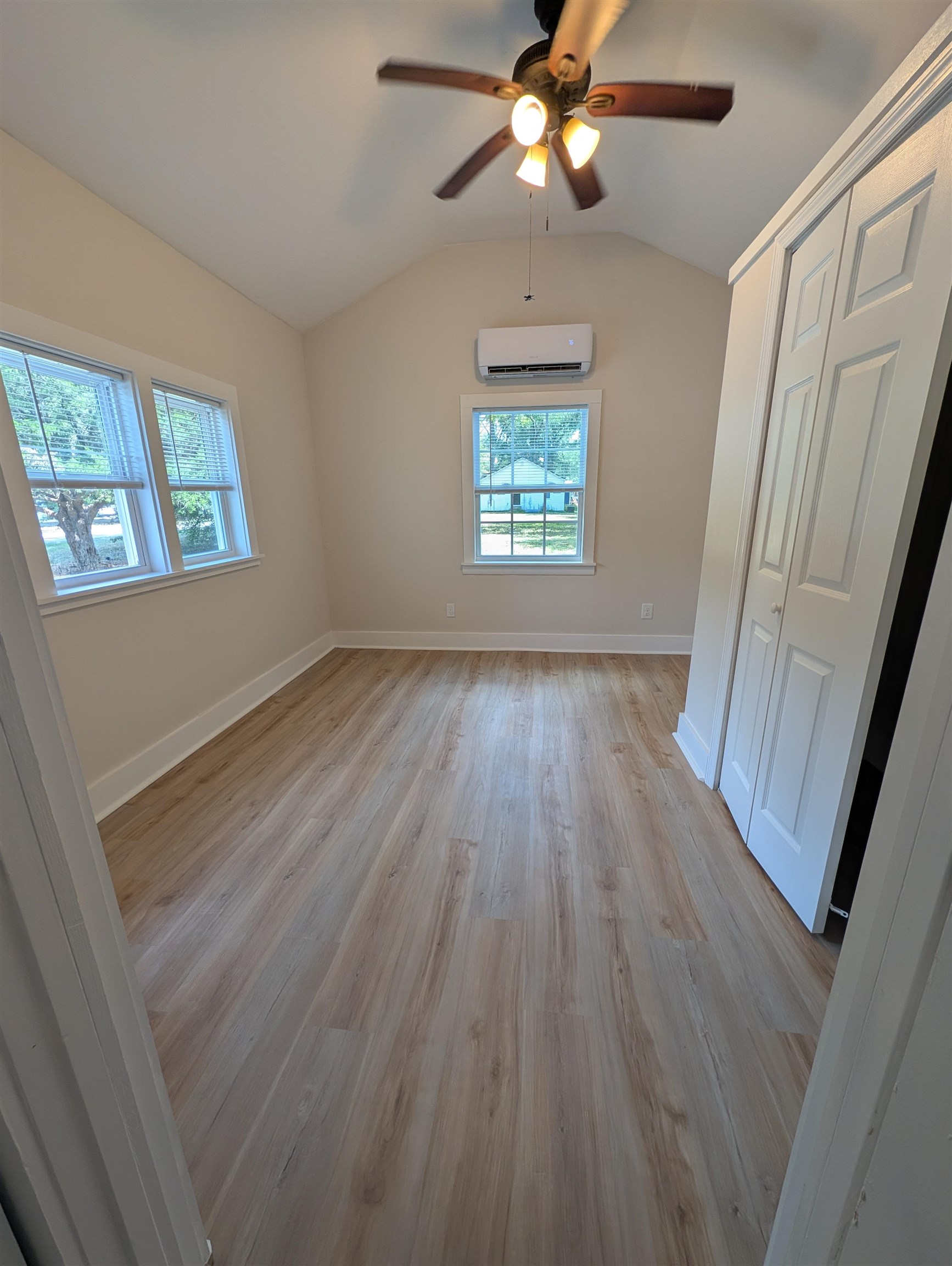 417 S Magnolia Ave. Property Photo 10