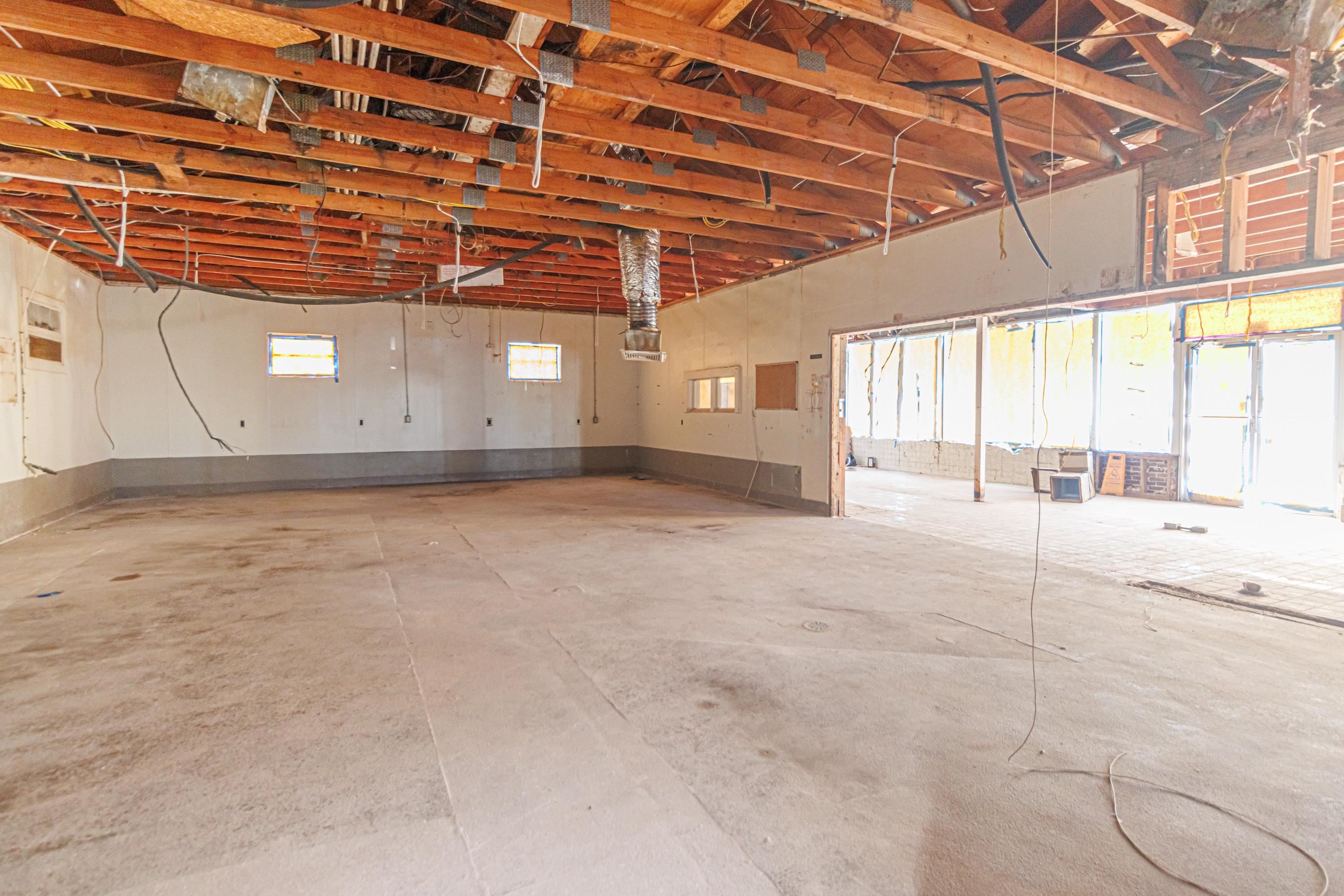 100 S Kings Hwy. Property Photo 23