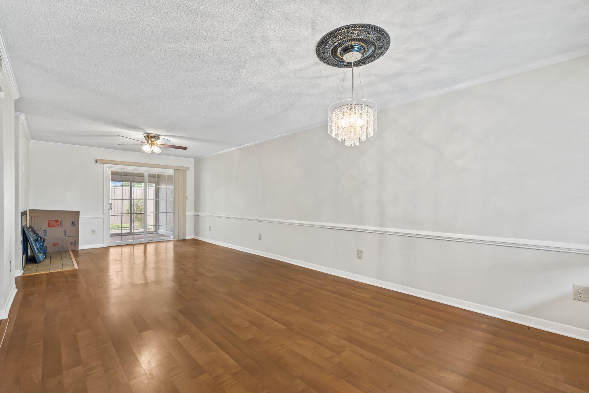 802 Myrtle Ct. Property Photo 17