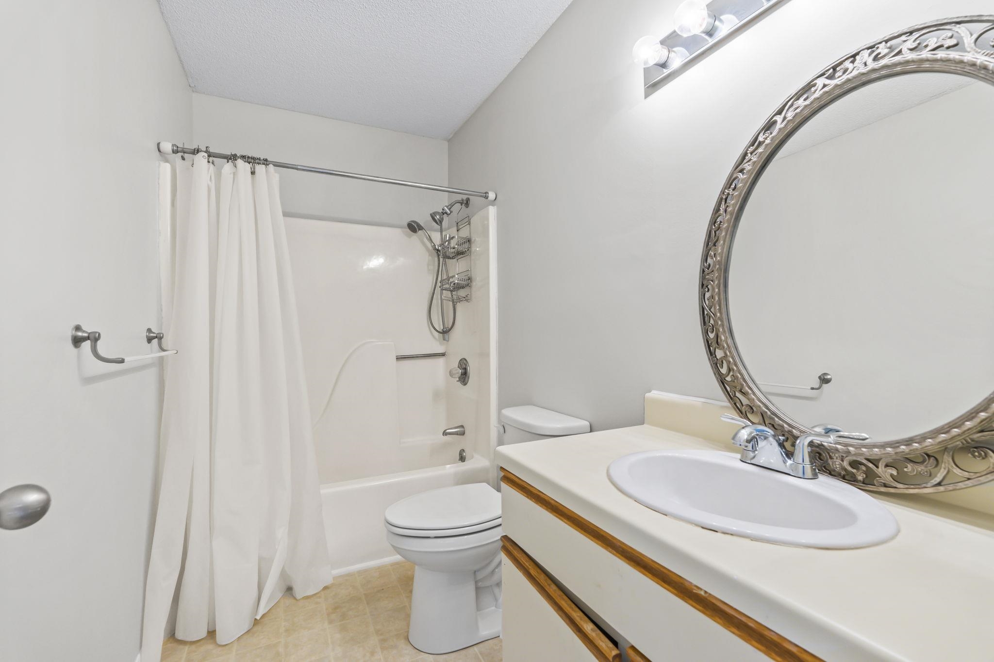802 Myrtle Ct. Property Photo 28