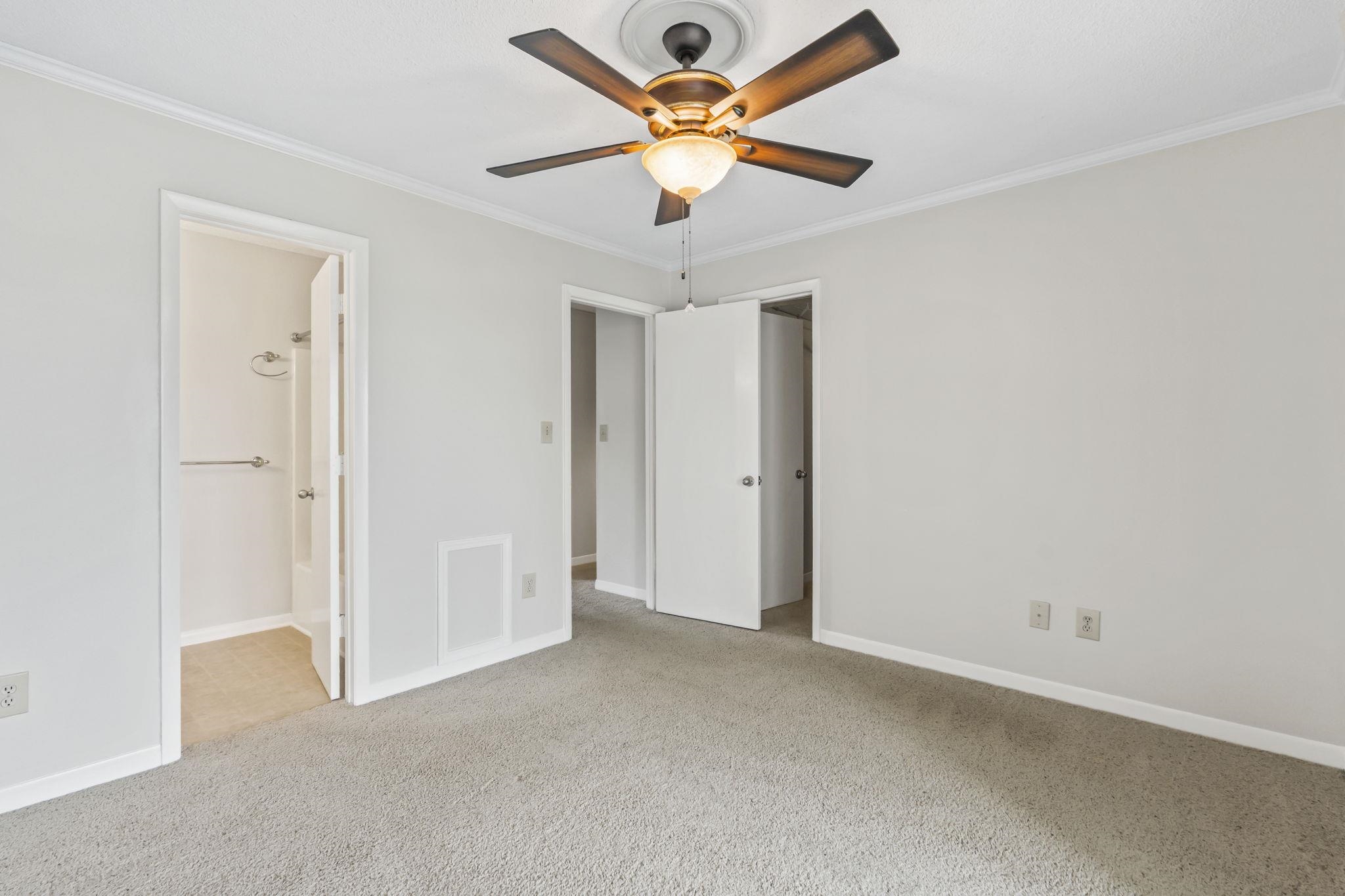 802 Myrtle Ct. Property Photo 37