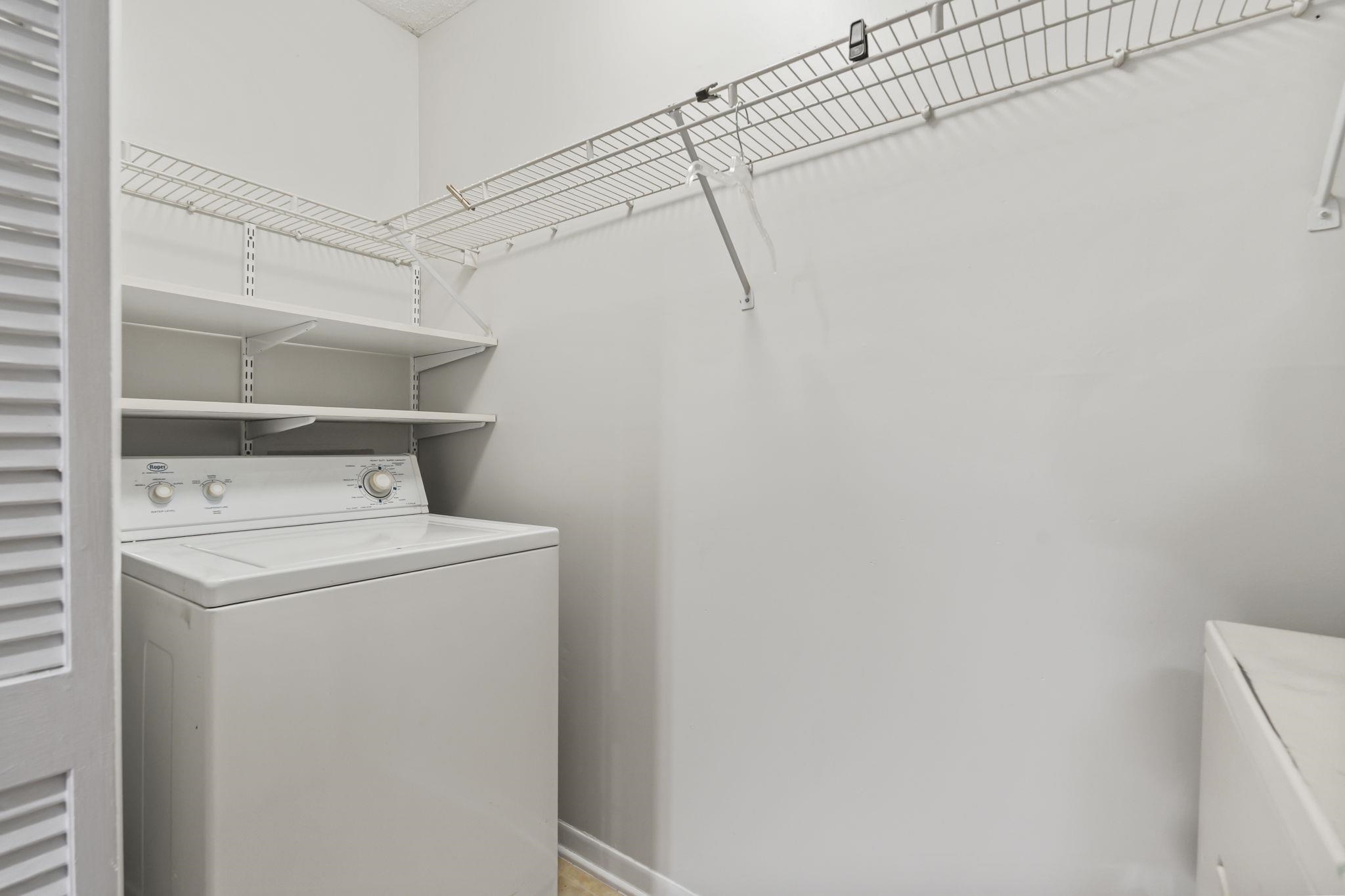 802 Myrtle Ct. Property Photo 40