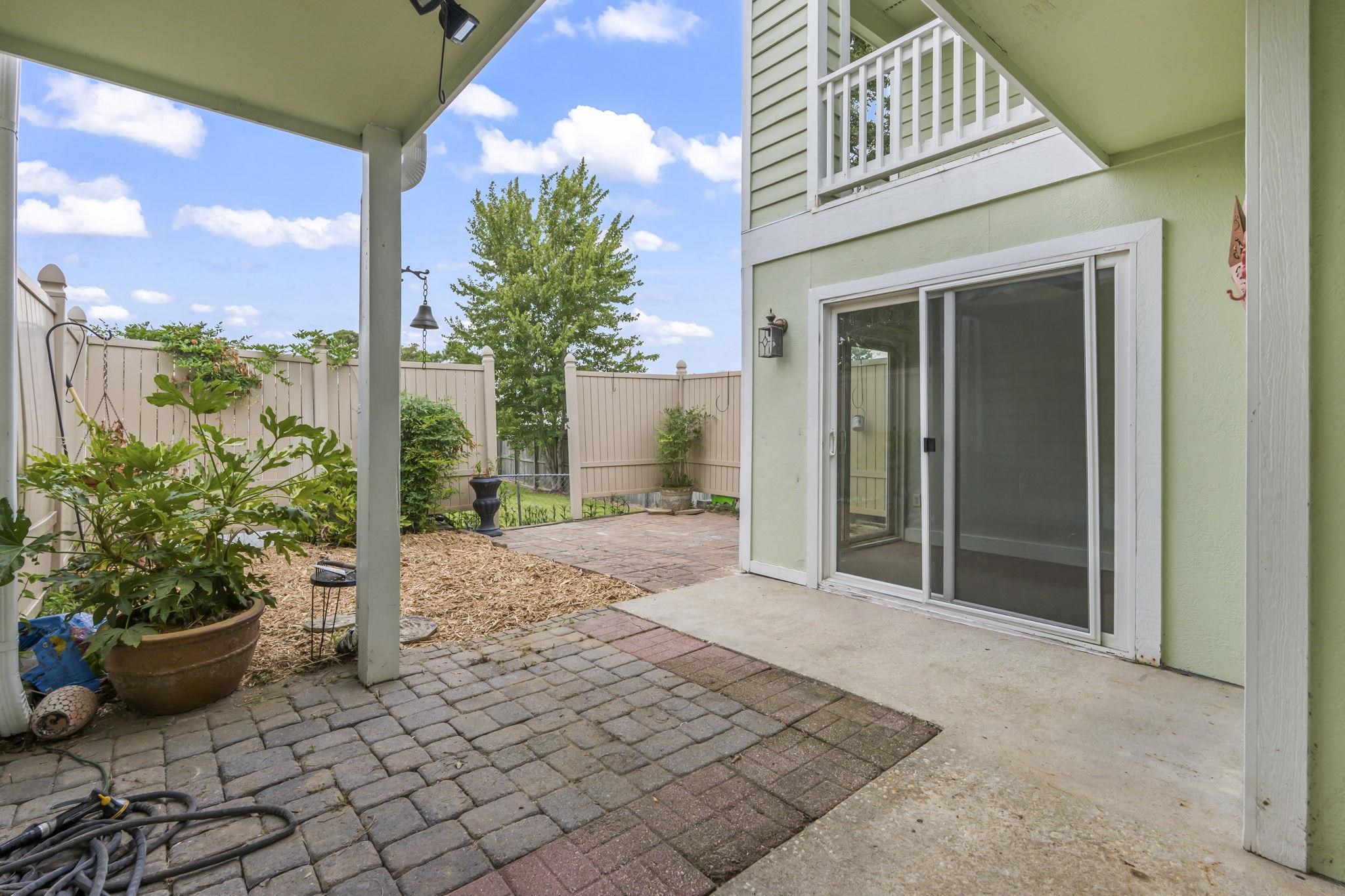 802 Myrtle Ct. Property Photo 44