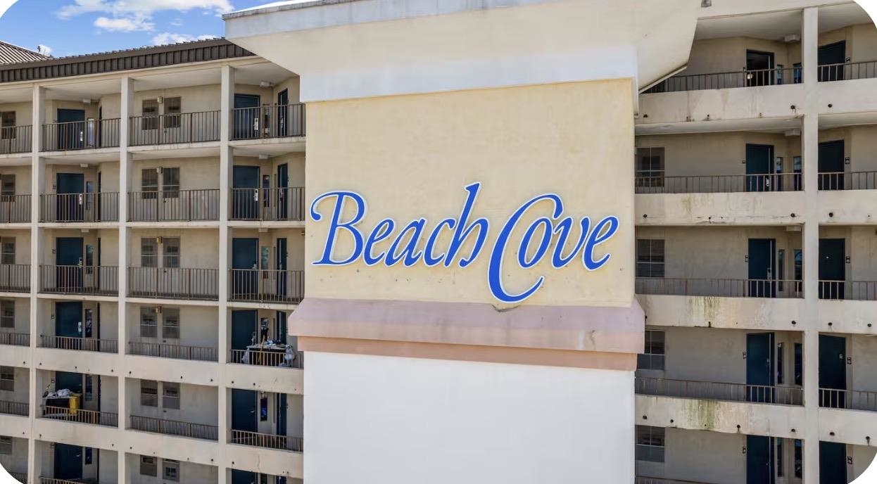 4800 S Ocean Blvd. Property Photo 2
