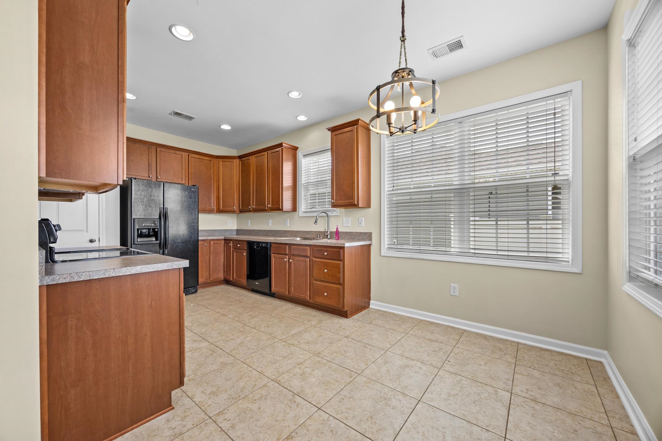 525 Battey Dr. Property Photo 14