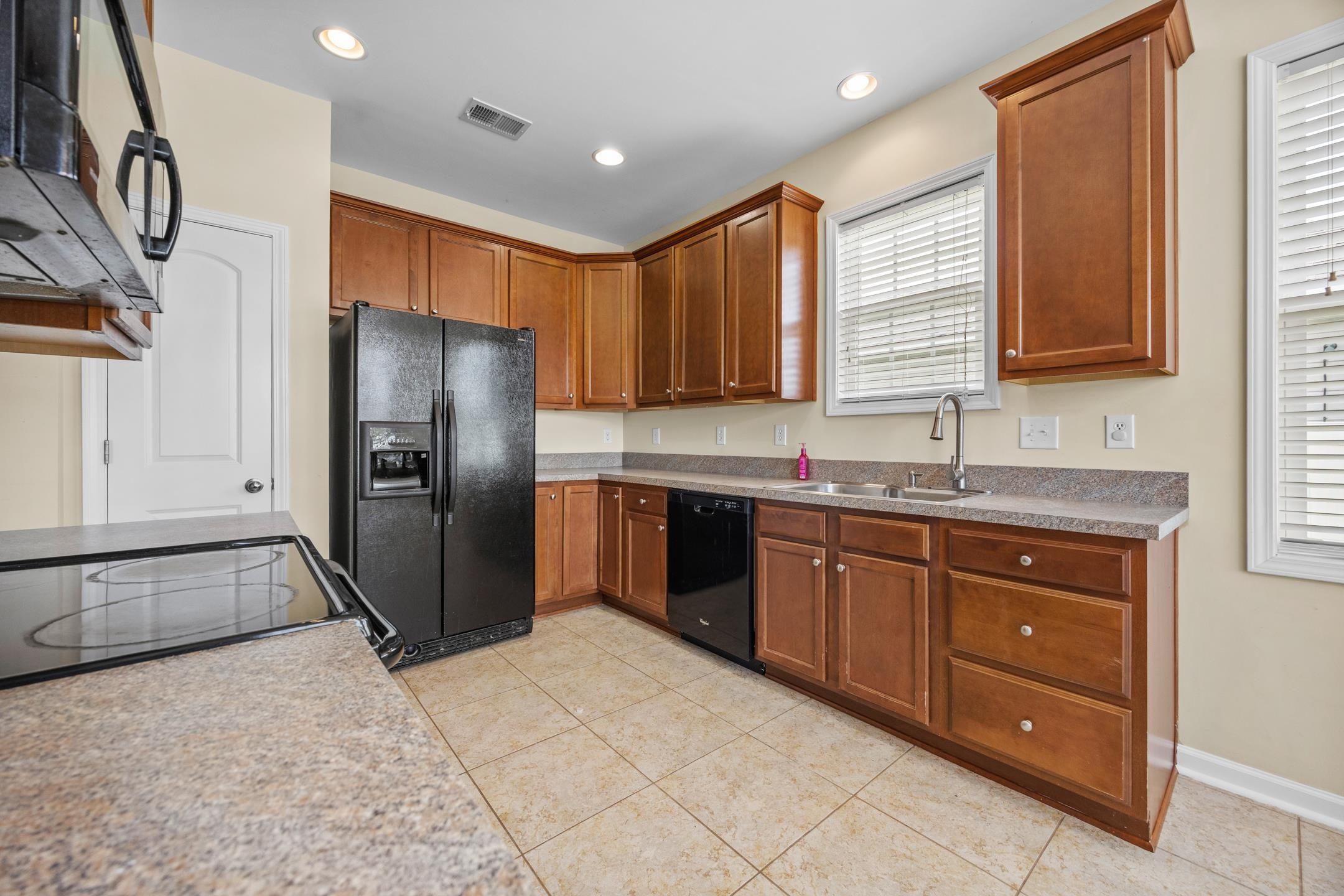 525 Battey Dr. Property Photo 20