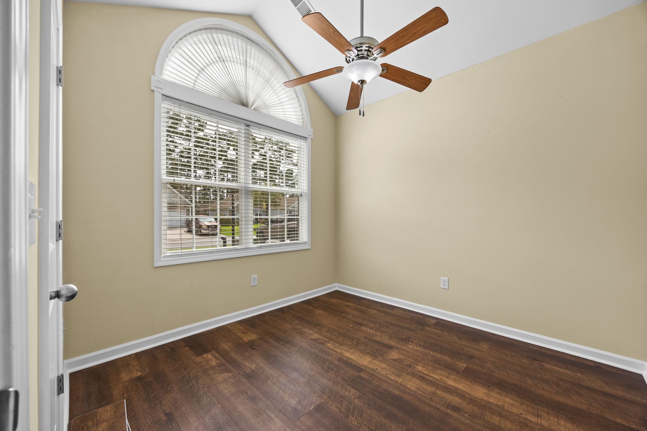 525 Battey Dr. Property Photo 27
