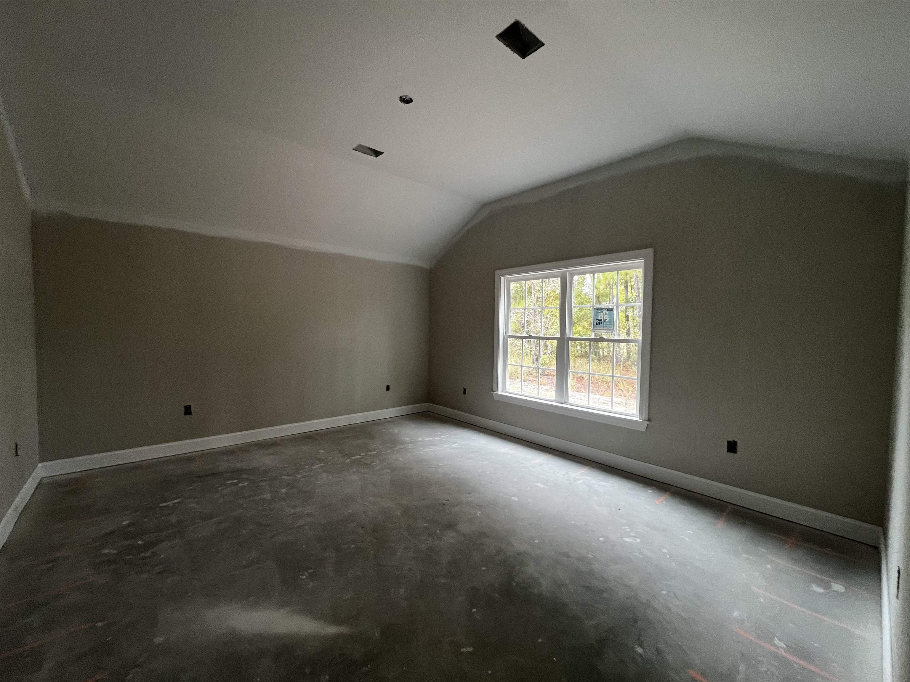 978 Inglewood Dr. Property Photo 3