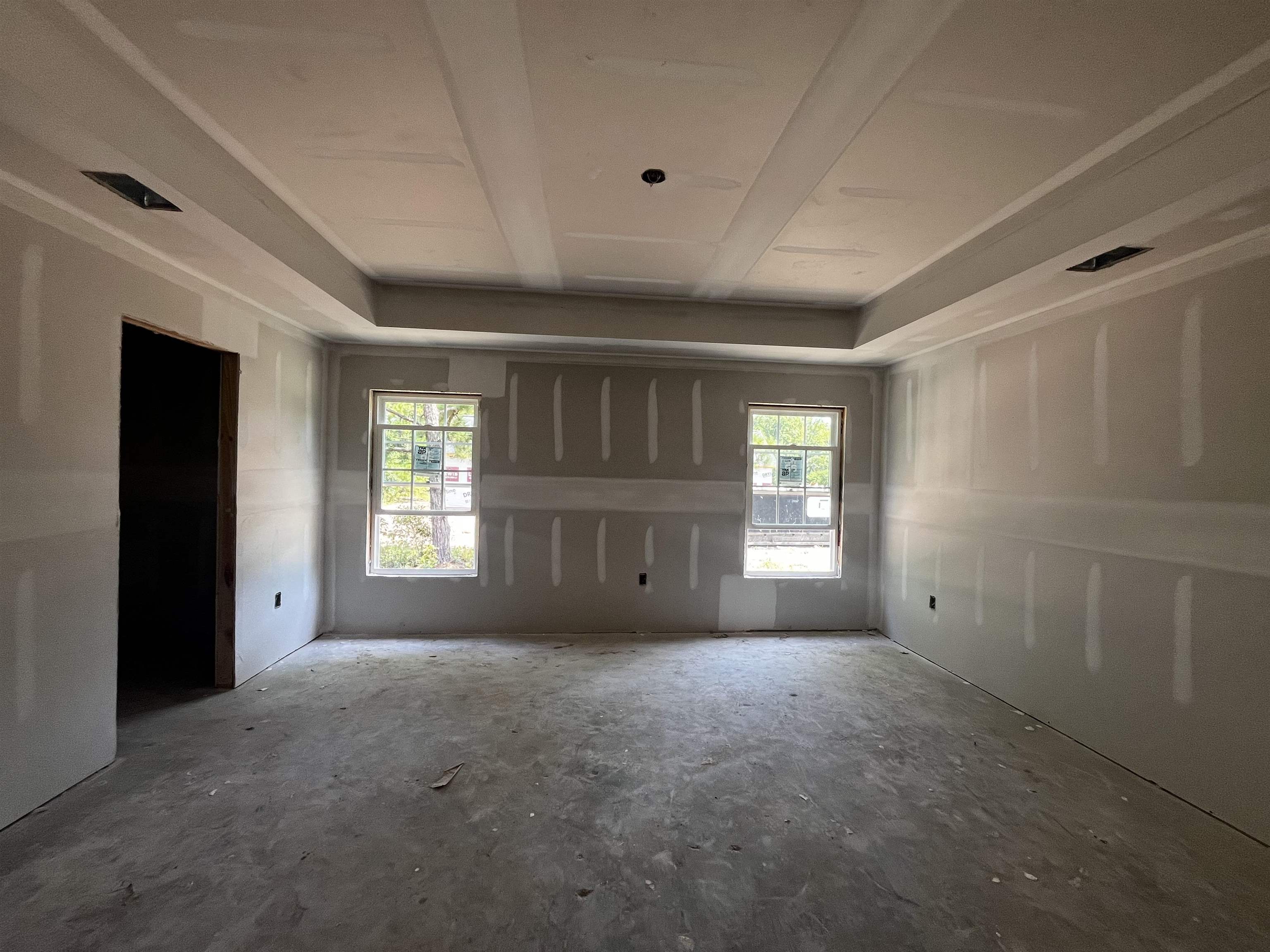 982 Inglewood Dr. Property Photo 2