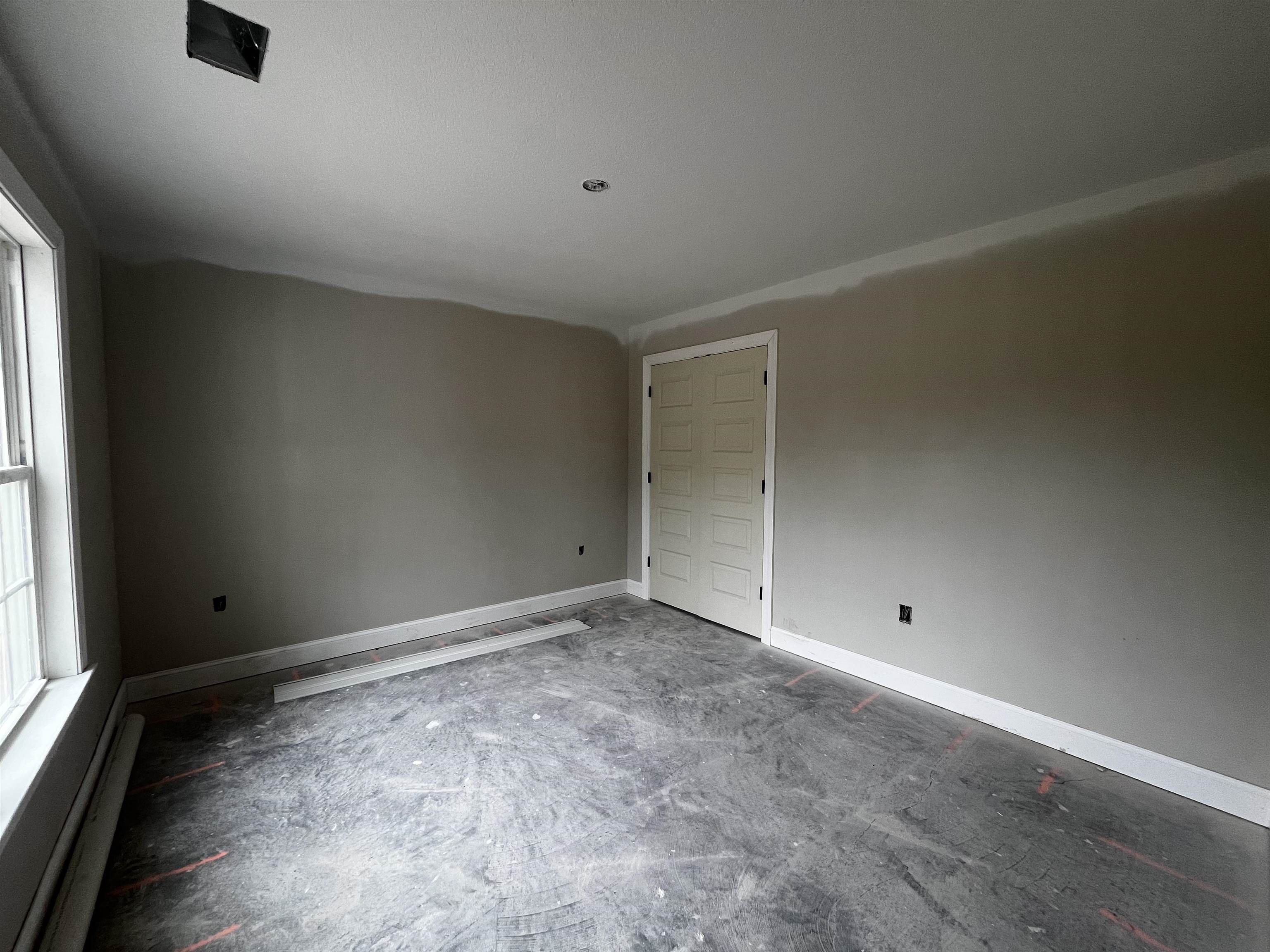 986 Inglewood Dr. Property Photo 8